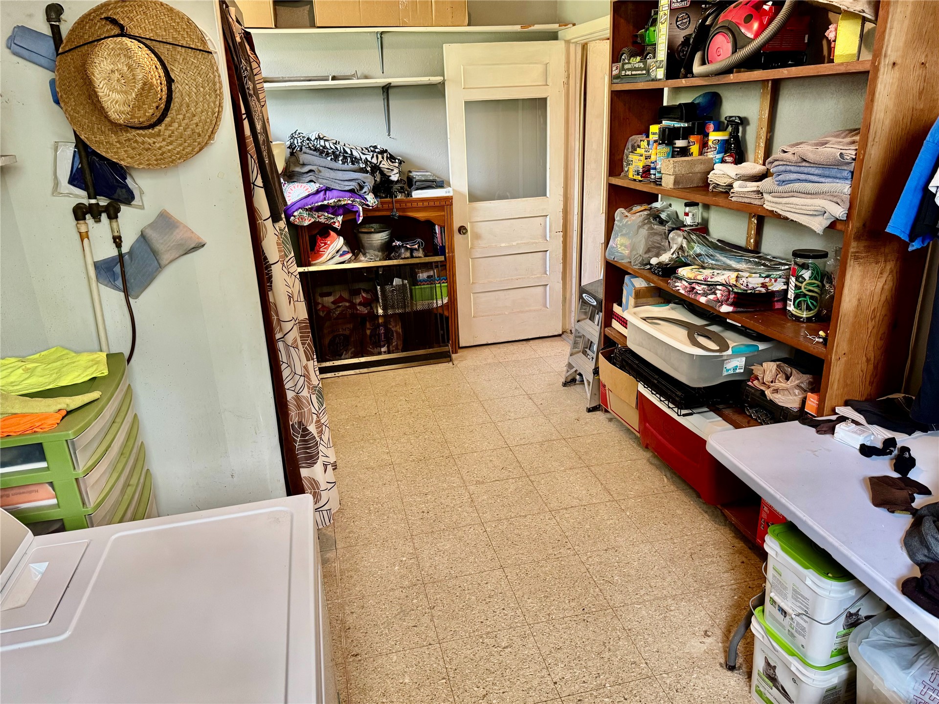 449 Price Road Property Photo 14