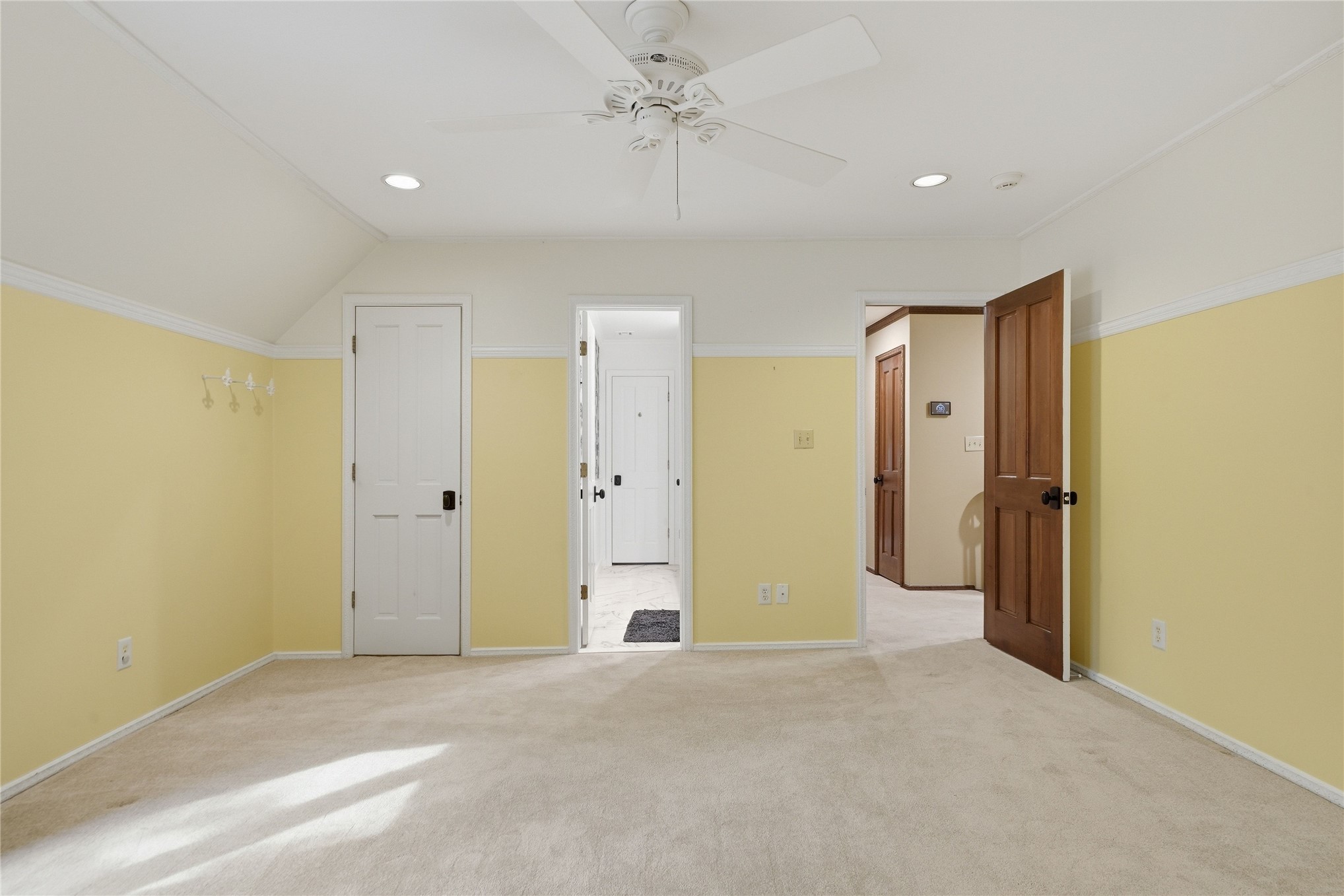 2222 E 30th Place Property Photo 41