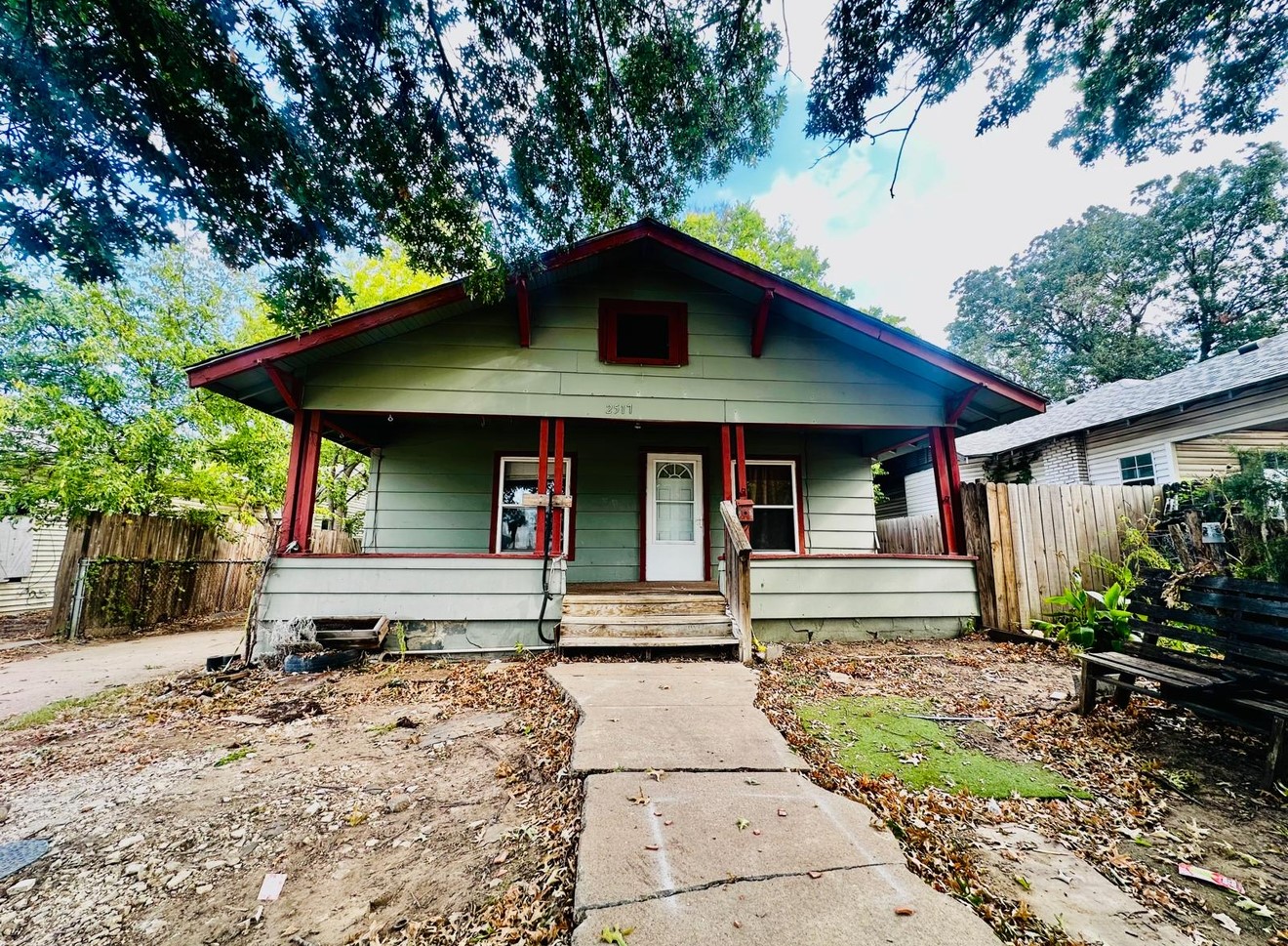 2517 E Admiral Court Property Photo 1