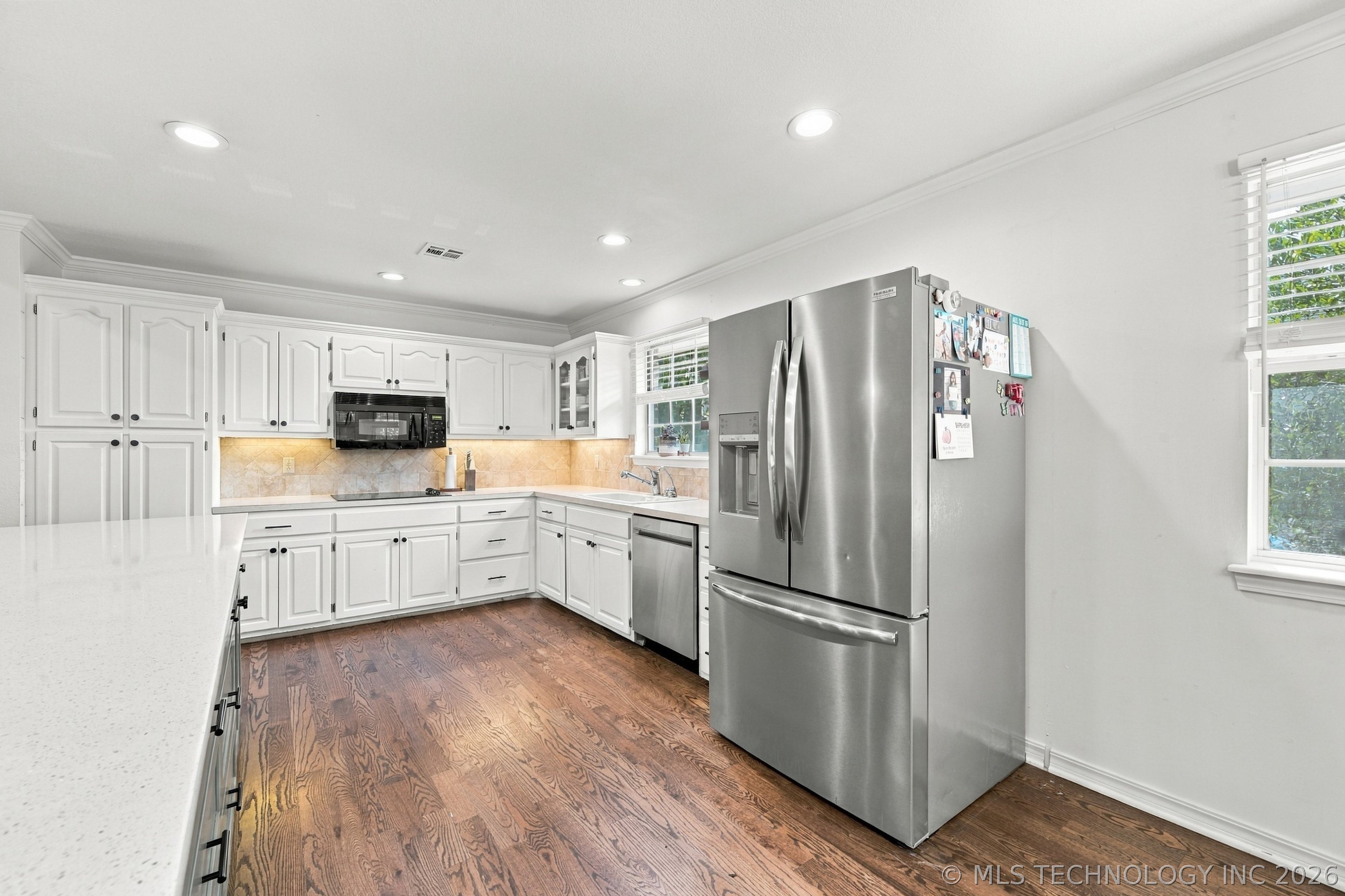 8236 S Evanston Avenue Property Photo 13