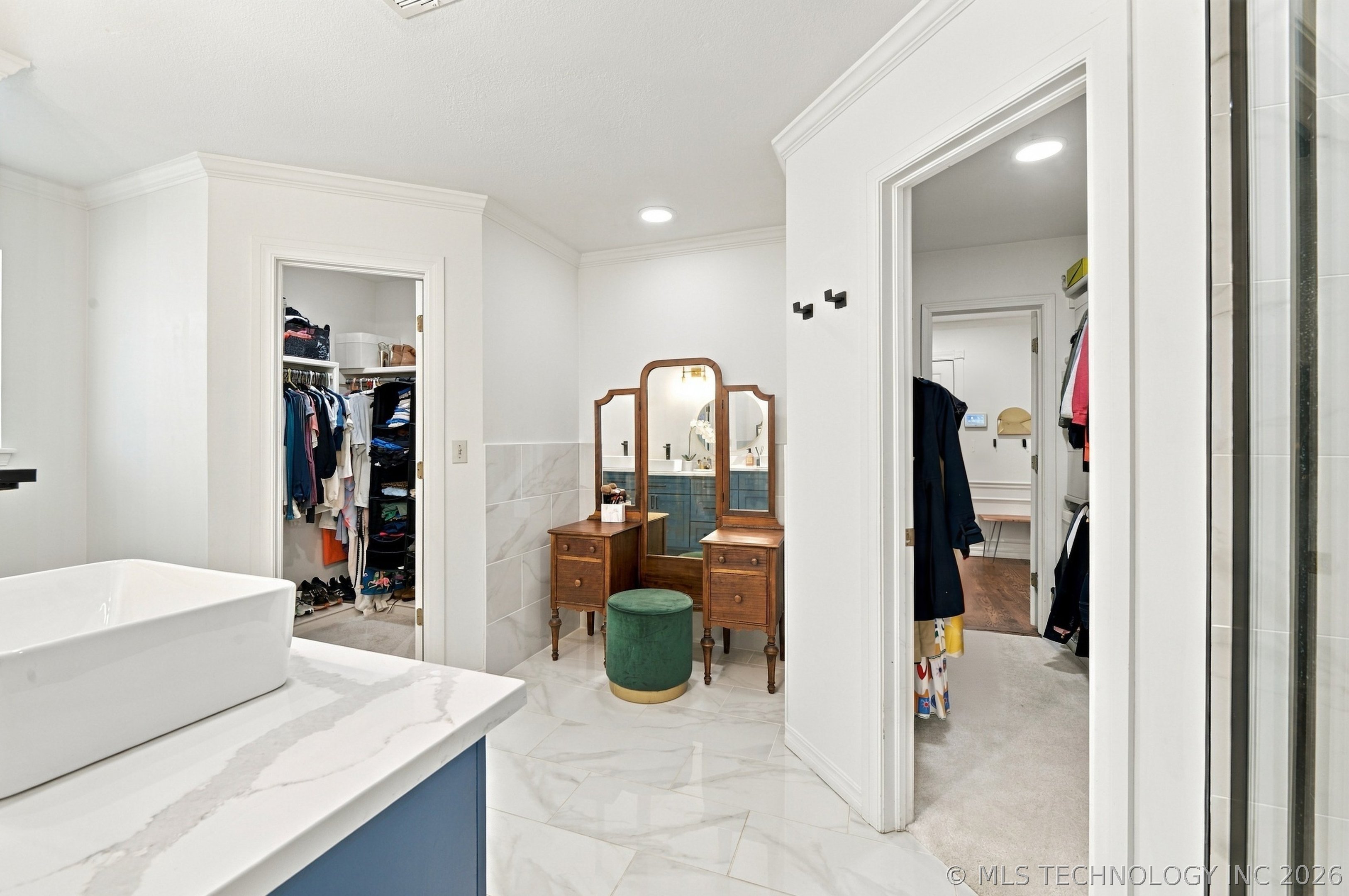 8236 S Evanston Avenue Property Photo 21