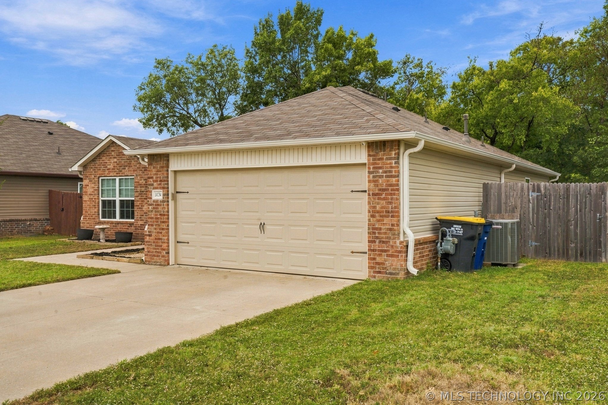 14734 S Hudson Avenue Property Photo 3