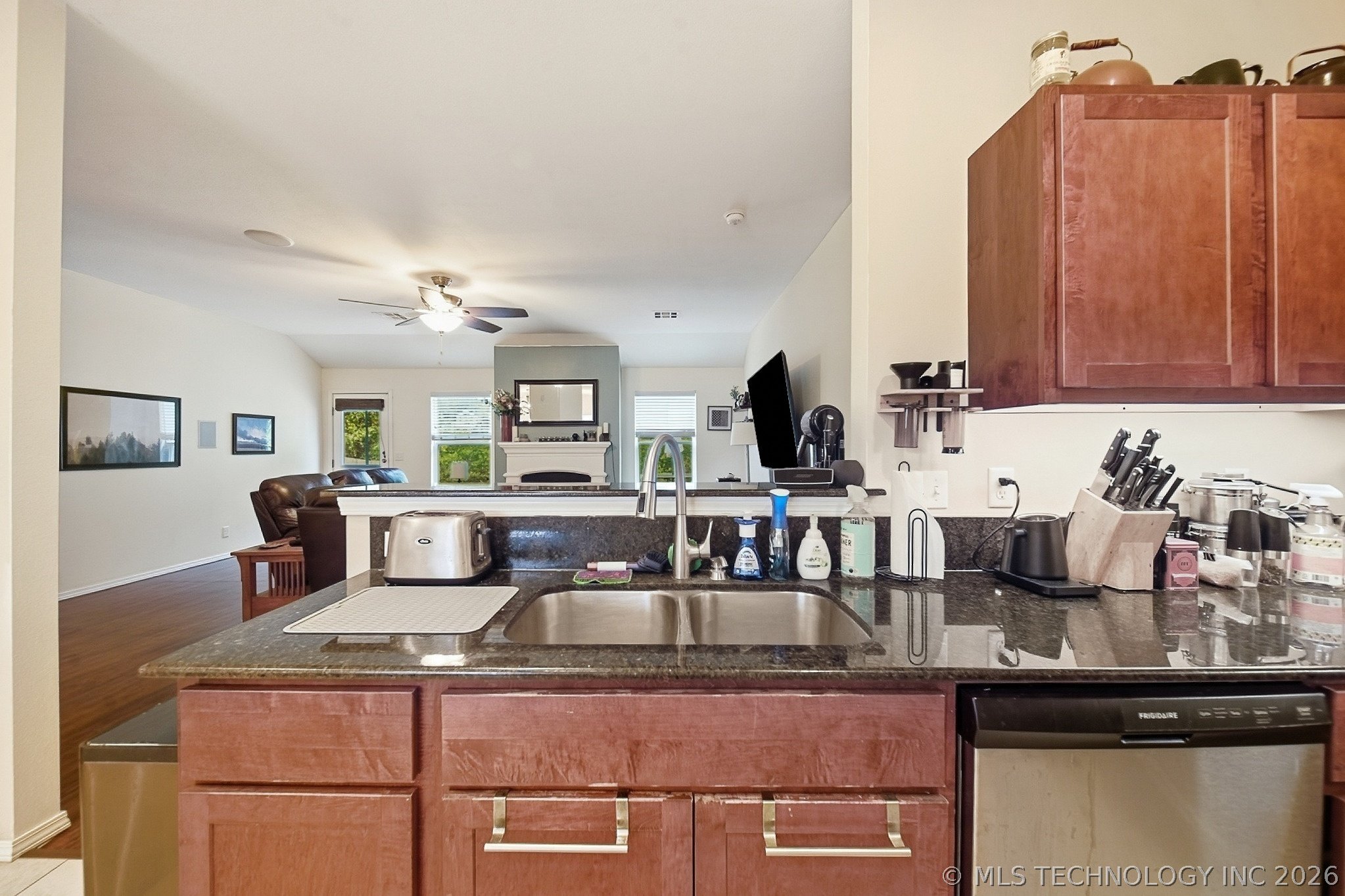 14734 S Hudson Avenue Property Photo 13