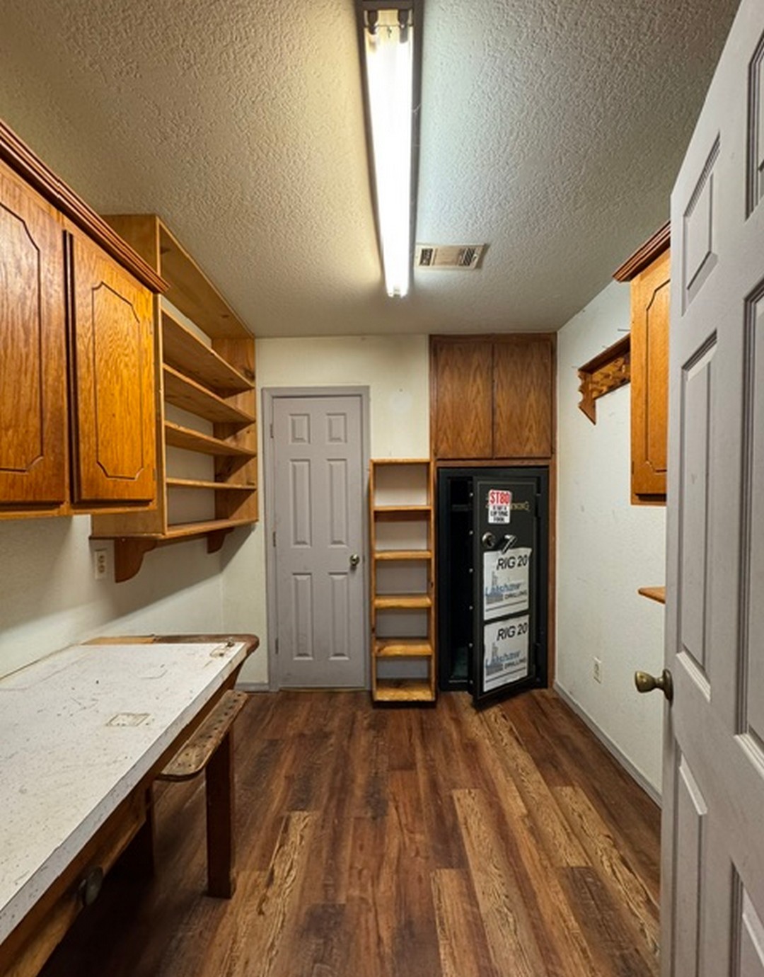 36785 Poteau Mountain Road Property Photo 14
