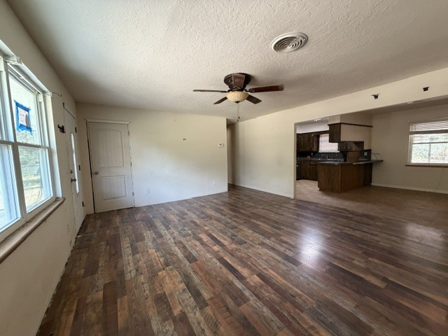 4437 Ne 104th Road Property Photo 3