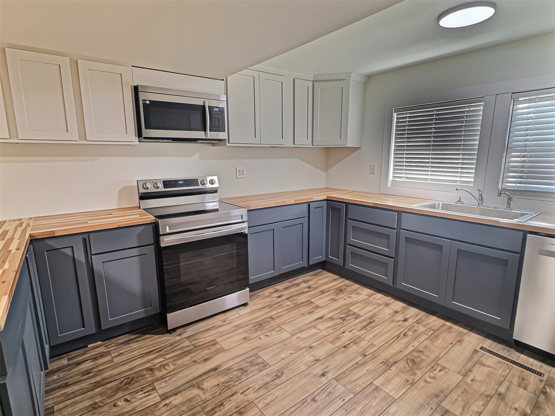 2635188 Property Photo 8