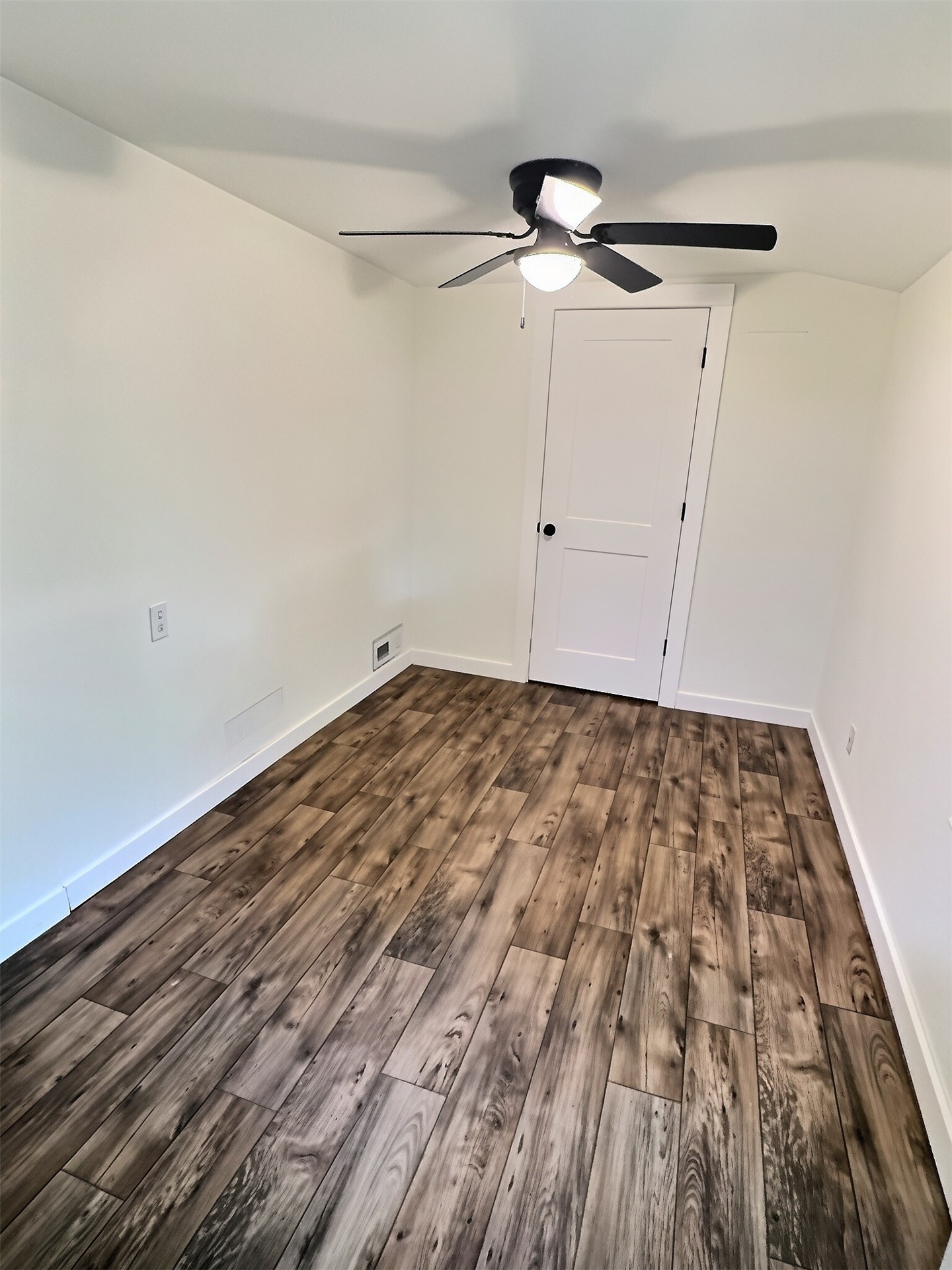 2635188 Property Photo 10