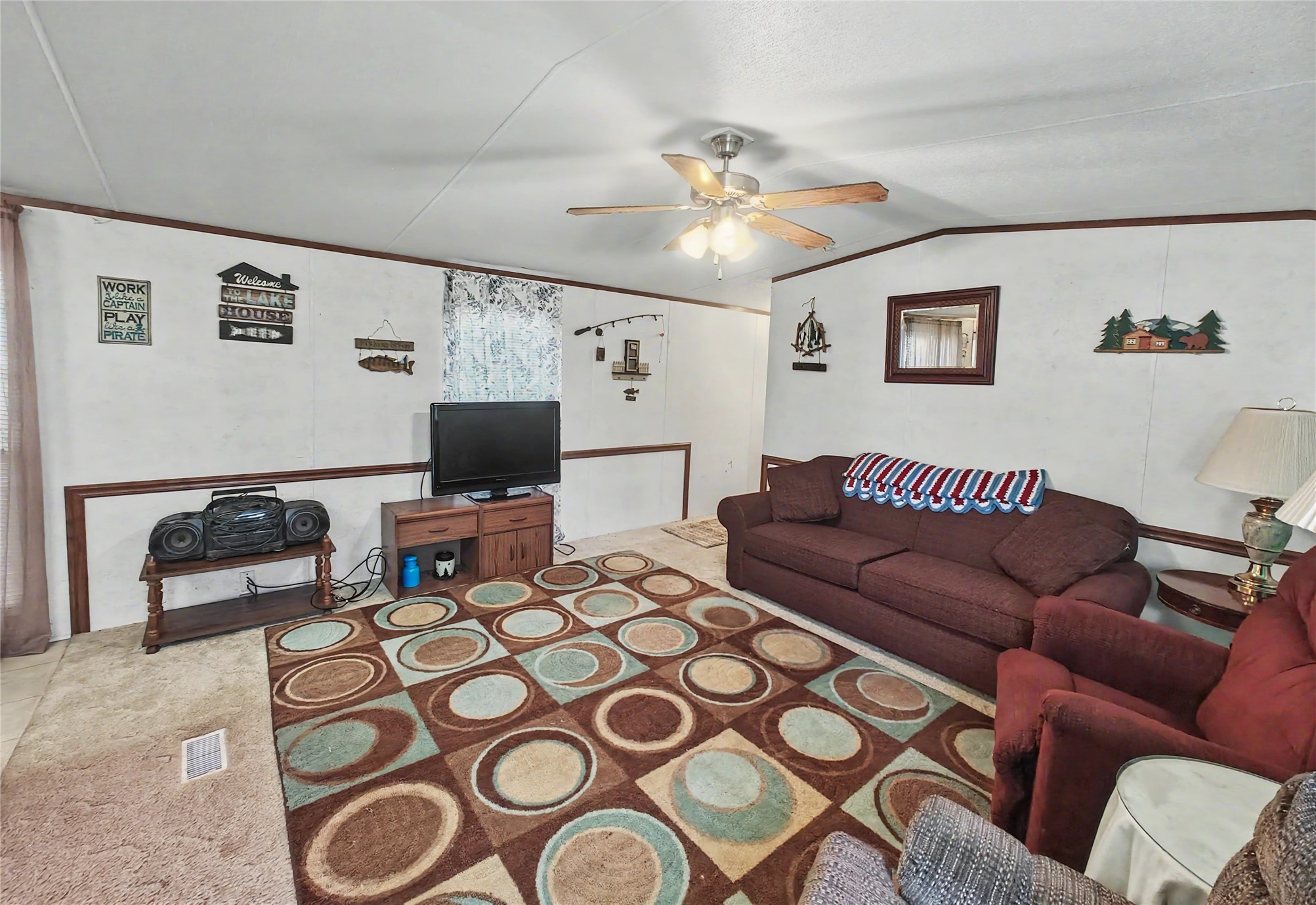 35999 S Arrowhead Drive Property Photo 5