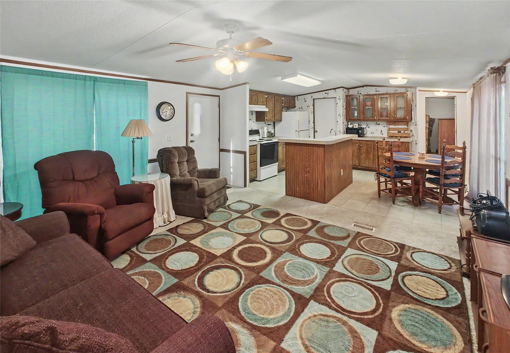 35999 S Arrowhead Drive Property Photo 7