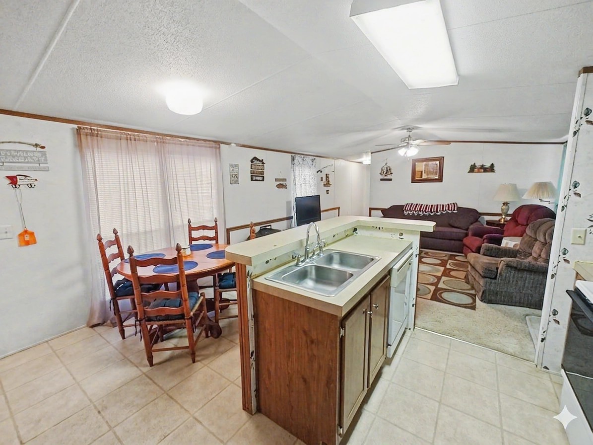 35999 S Arrowhead Drive Property Photo 10