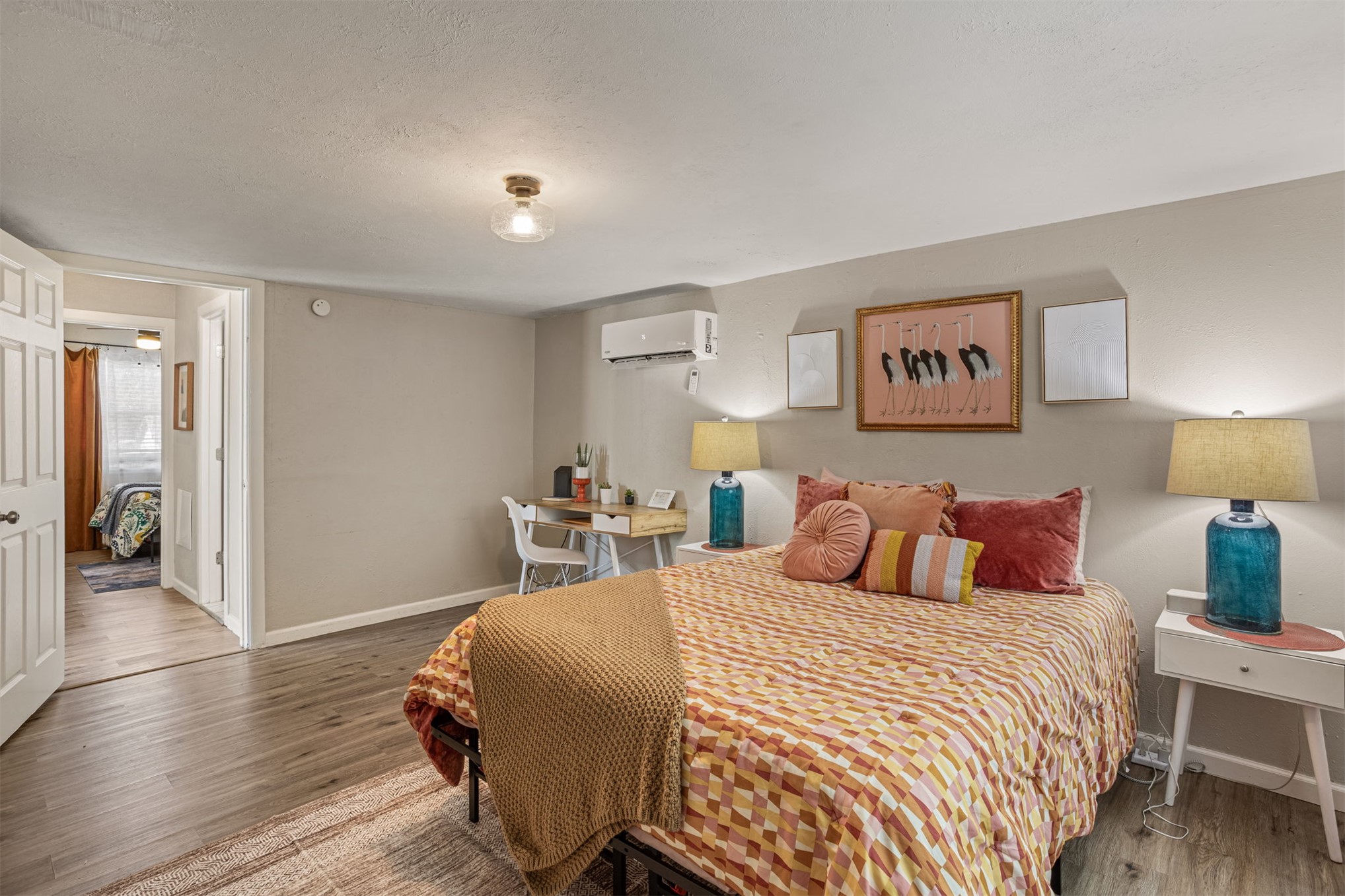 4517 S Waco Avenue Property Photo 4