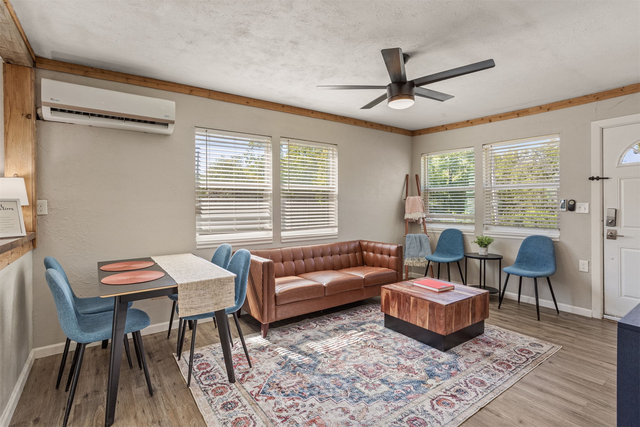 4517 S Waco Avenue Property Photo 8