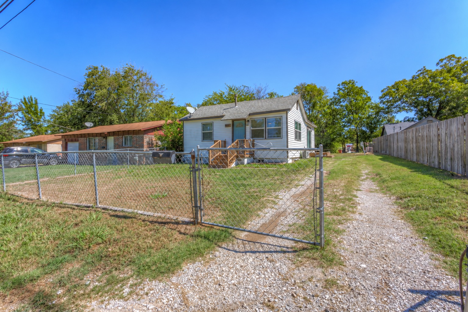 4517 S Waco Avenue Property Photo 32