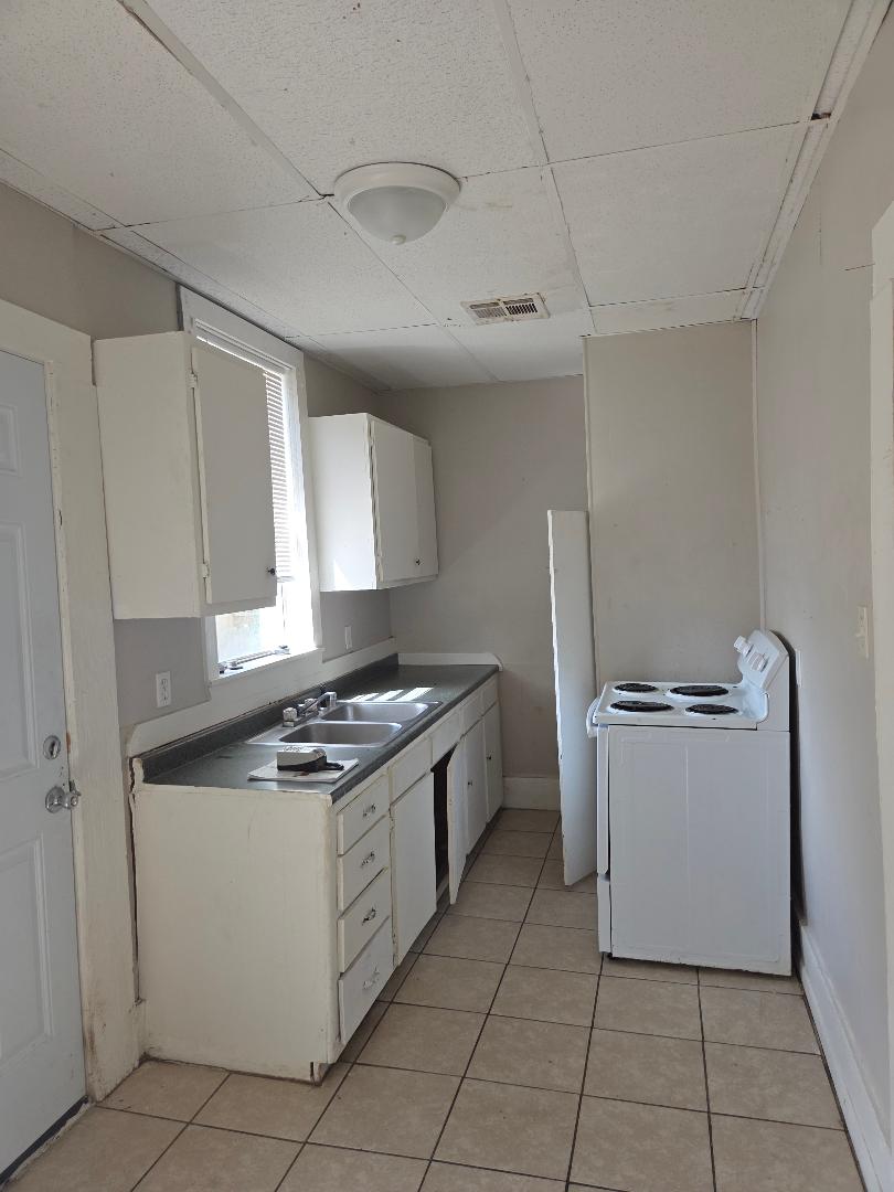 22 W Seneca Property Photo 6