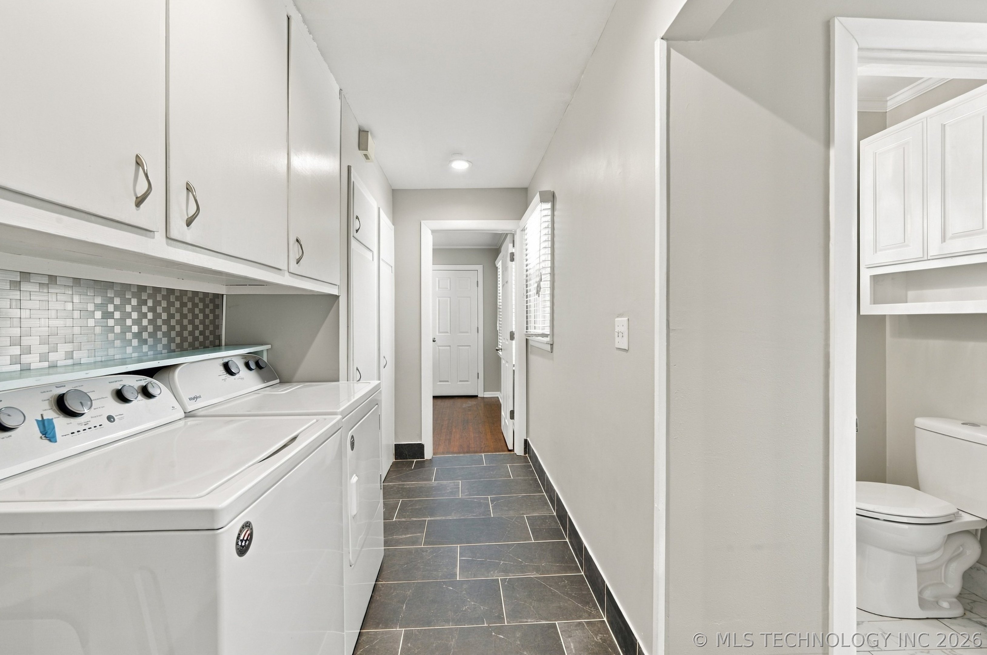3714 S New Haven Avenue Property Photo 17