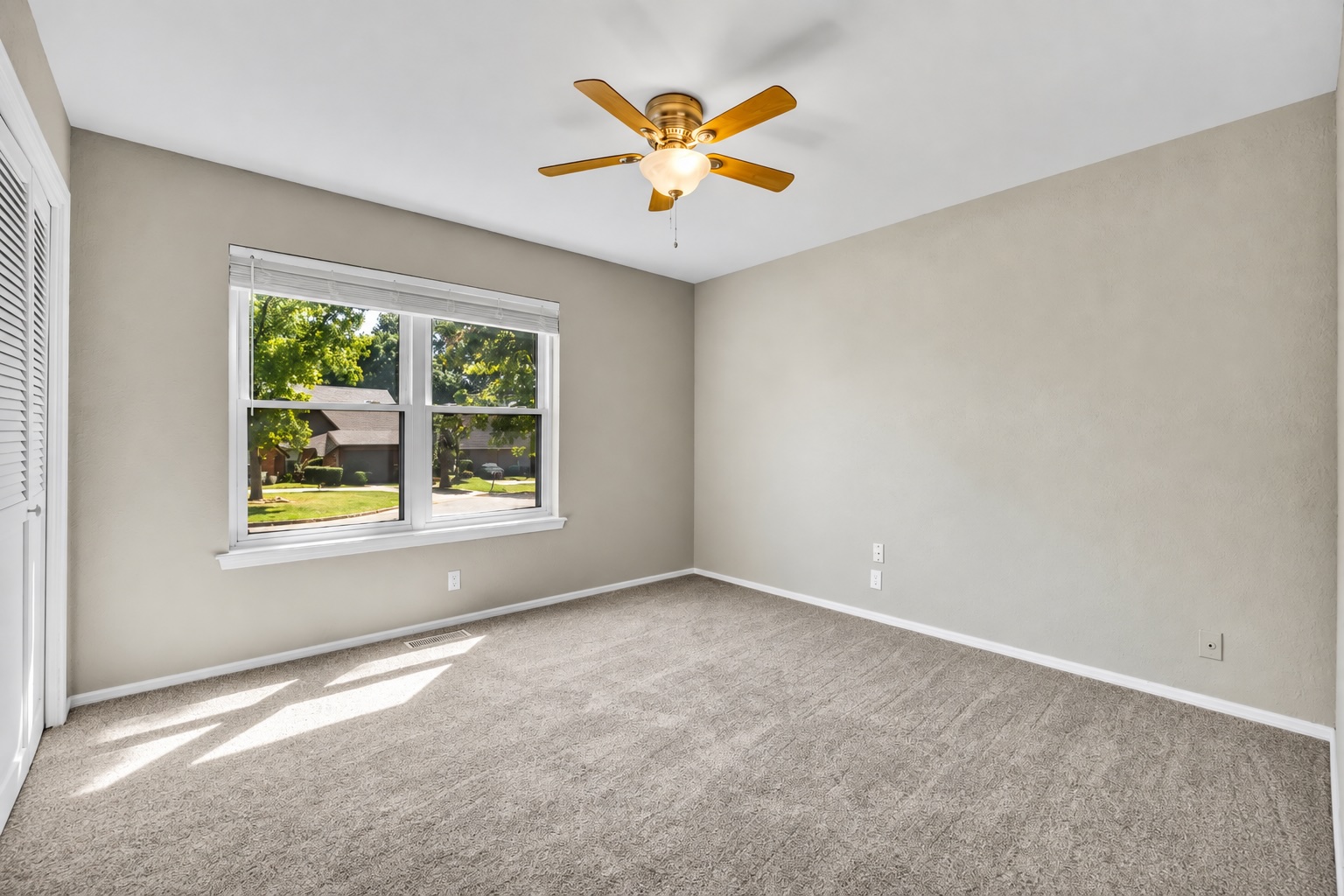 6636 S 75th East Avenue Property Photo 39