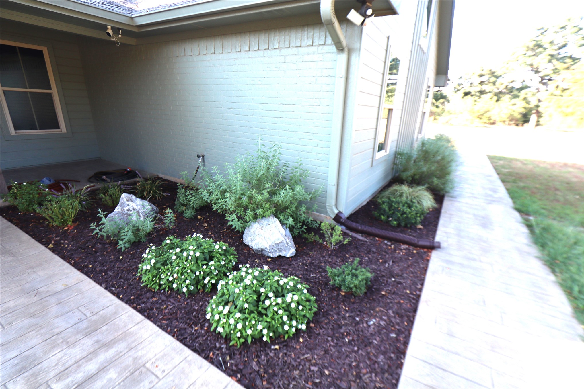 2 Hickory Place Property Photo 4