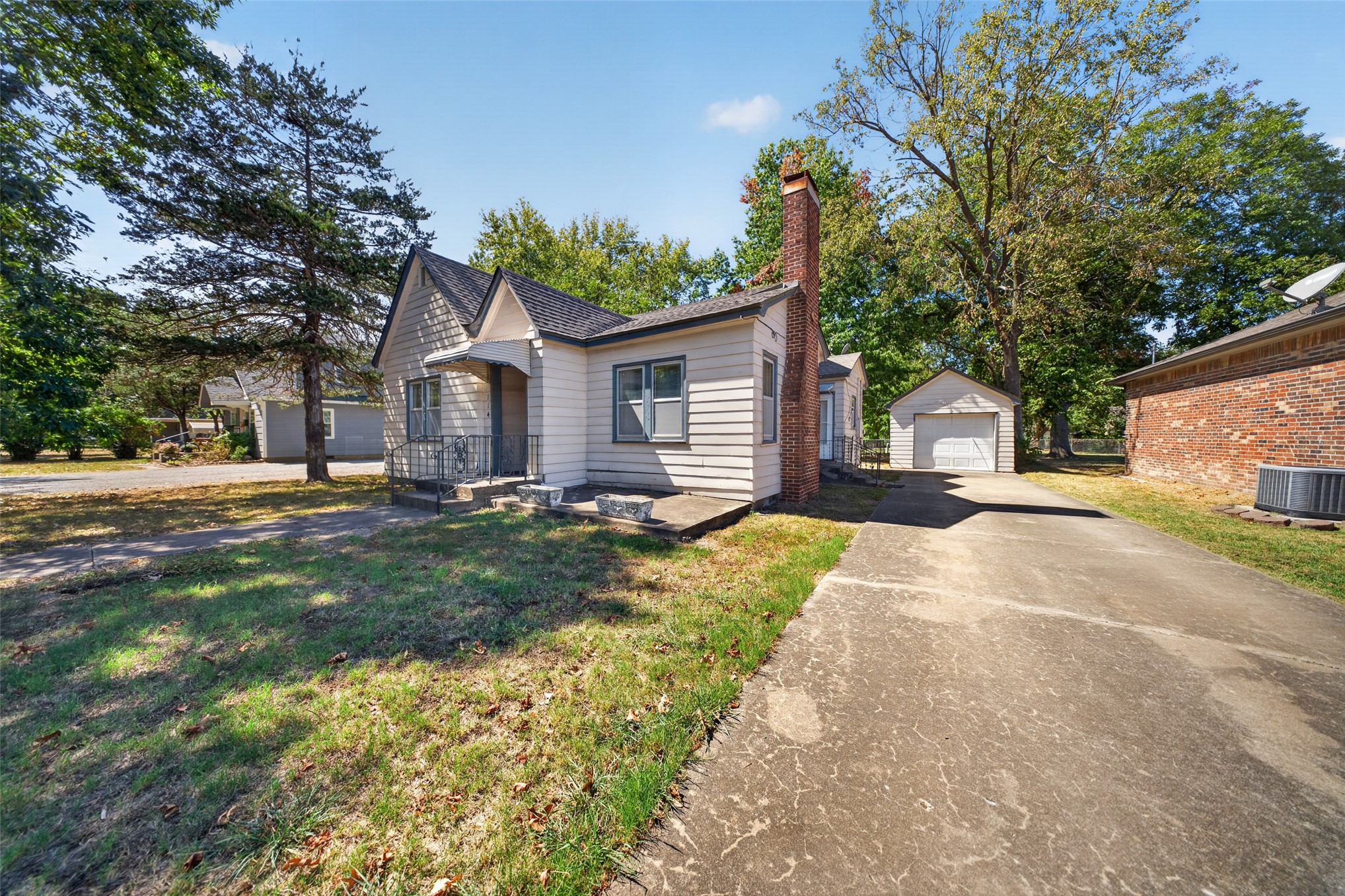 114 N Coo Y Yah Property Photo 1