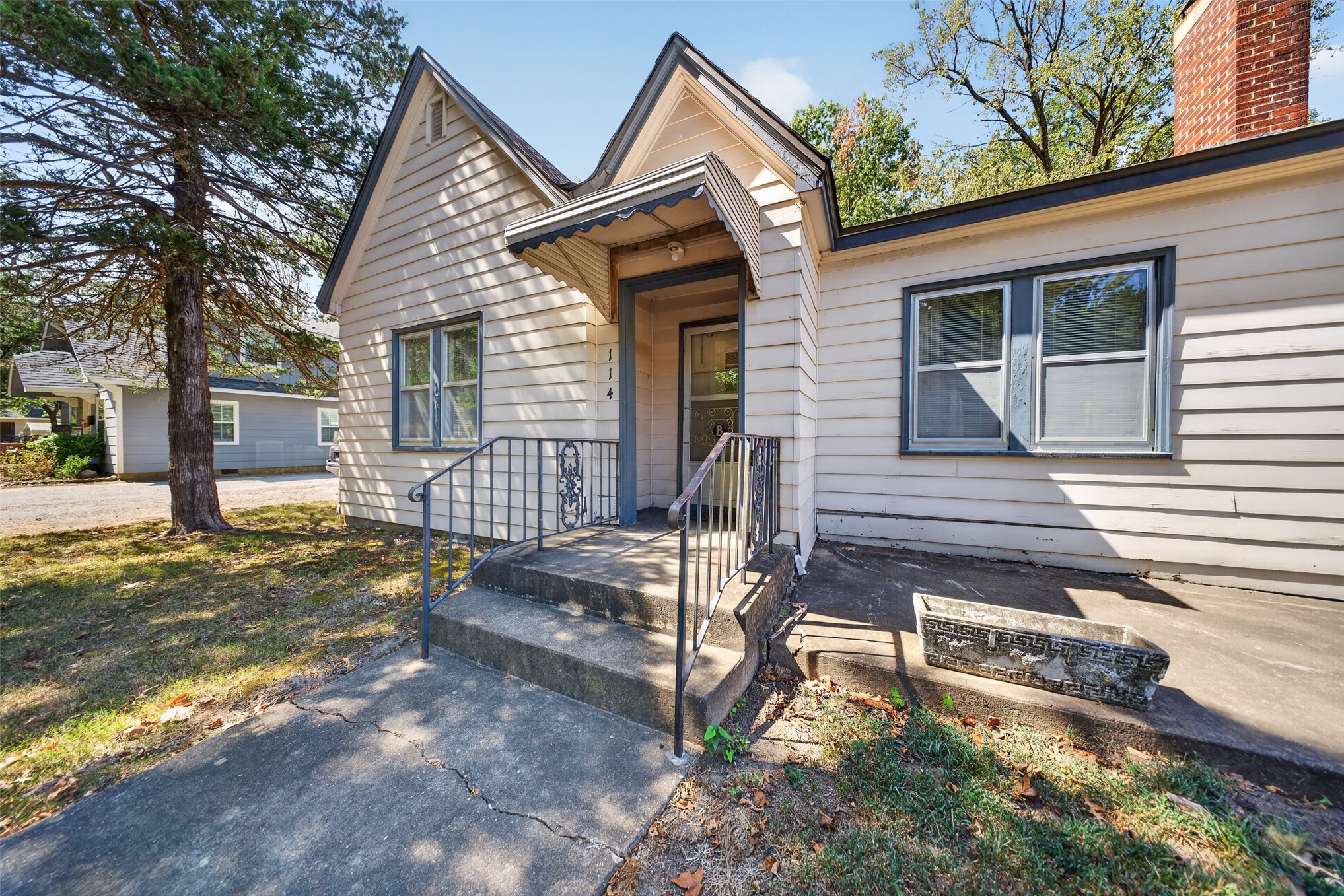 114 N Coo Y Yah Property Photo 3