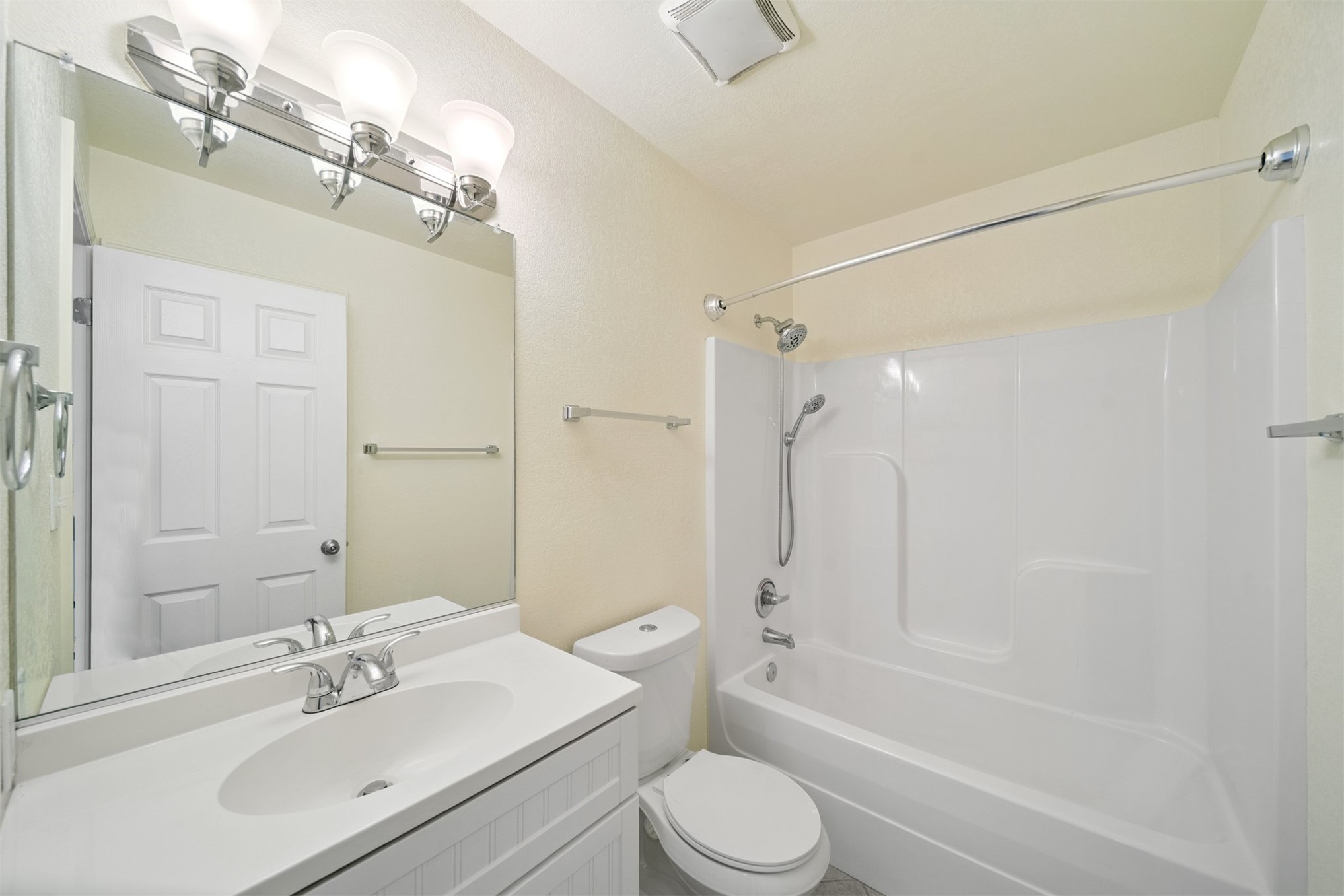 330 E 46th Street Property Photo 12