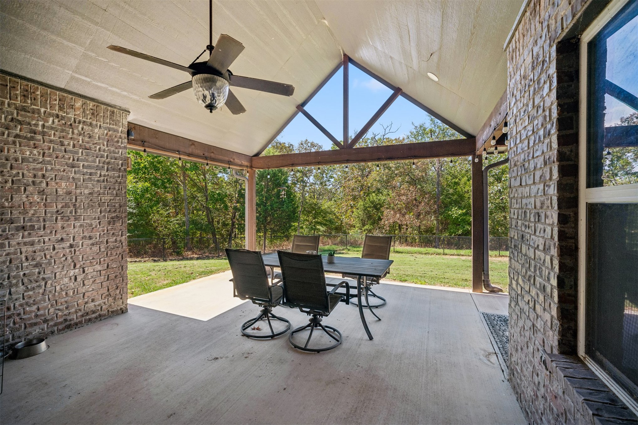 19412 Mountain Lane Property Photo 32