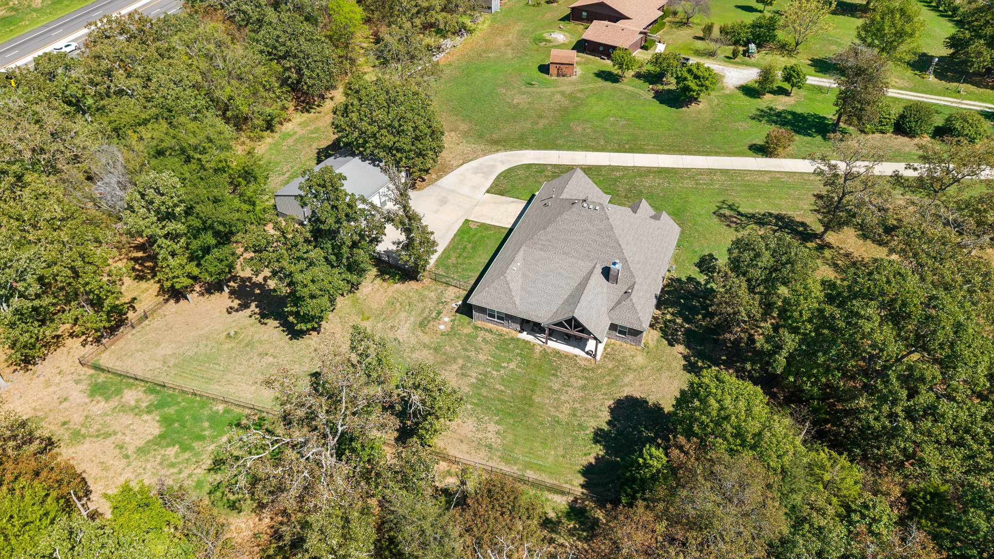 19412 Mountain Lane Property Photo 40