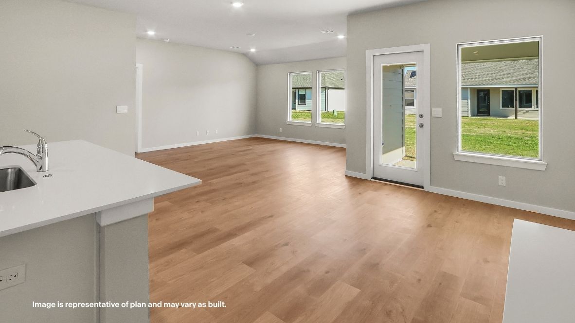 211 Washington Street Property Photo 8