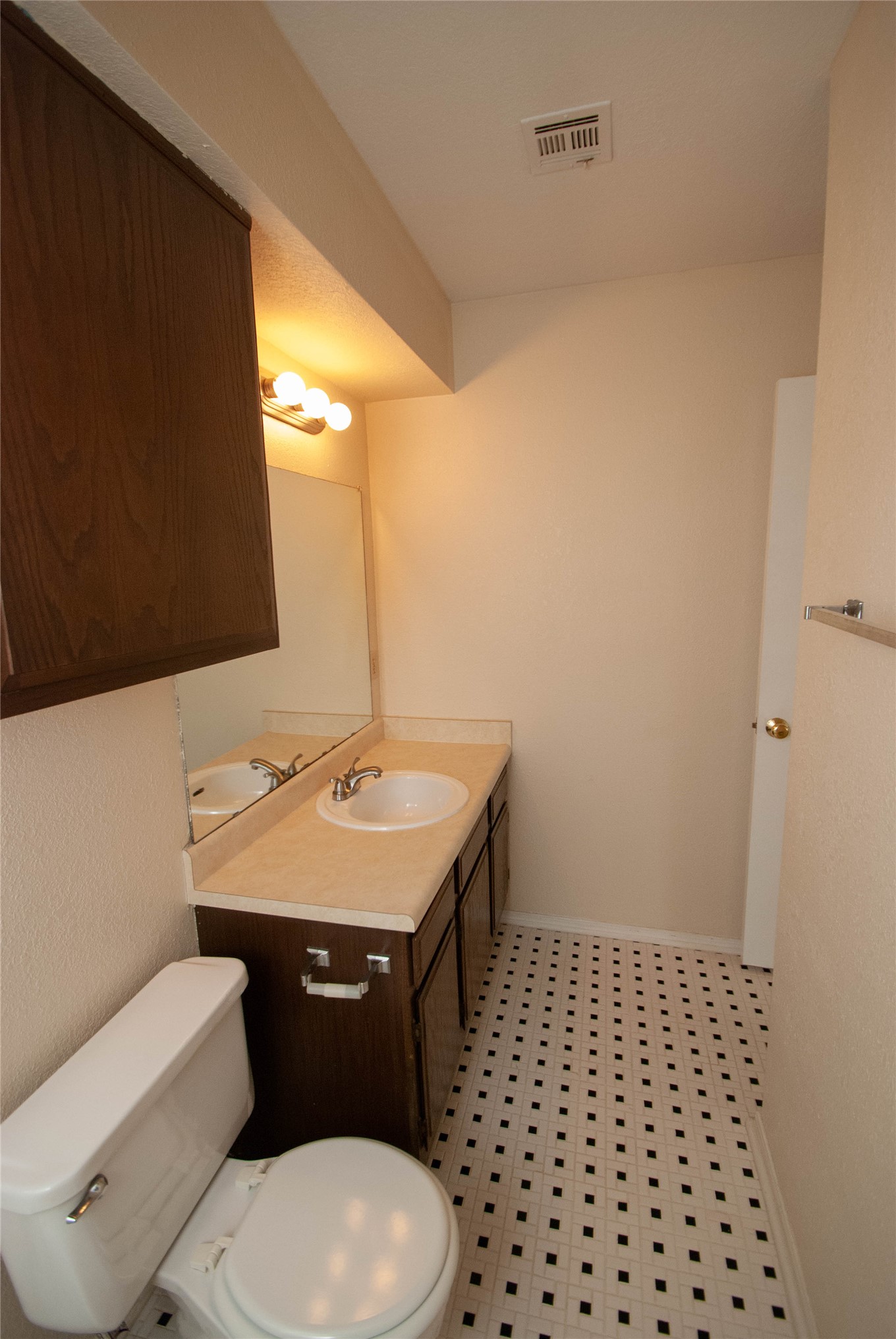 7903 E 66th Street 46k Property Photo 17