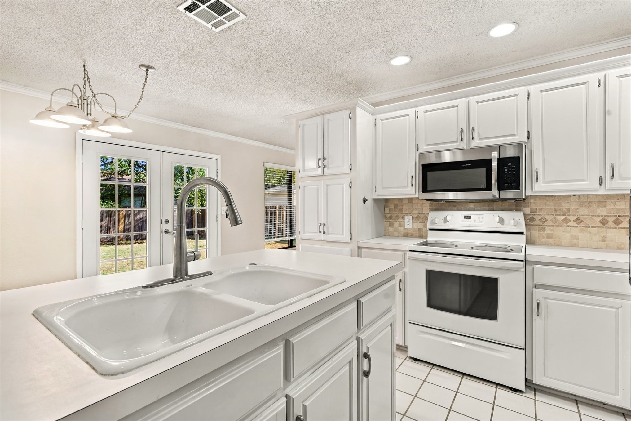 11711 E 78th Place North Property Photo 8
