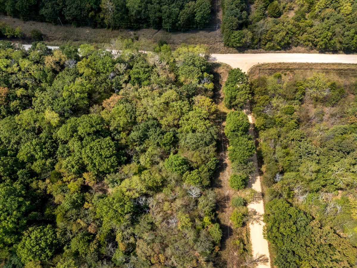 123 E 1410 Road Property Photo 13