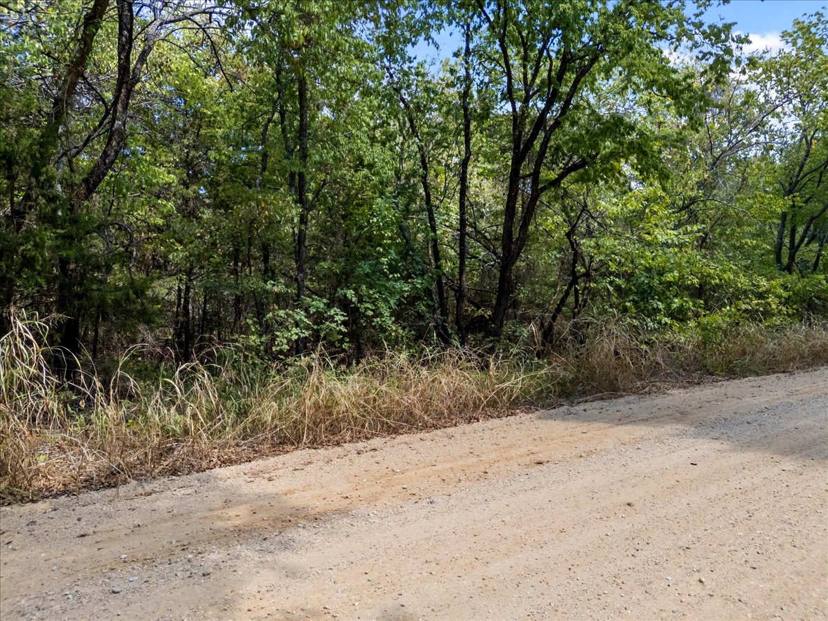 123 E 1410 Road Property Photo 39
