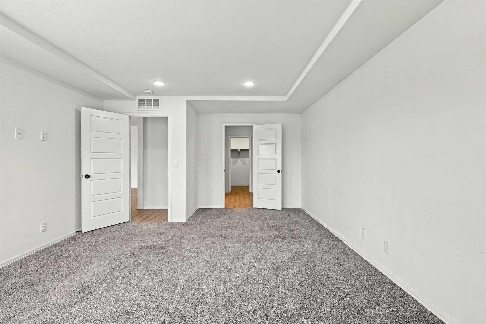 12216 N 130 Avenue Property Photo 15