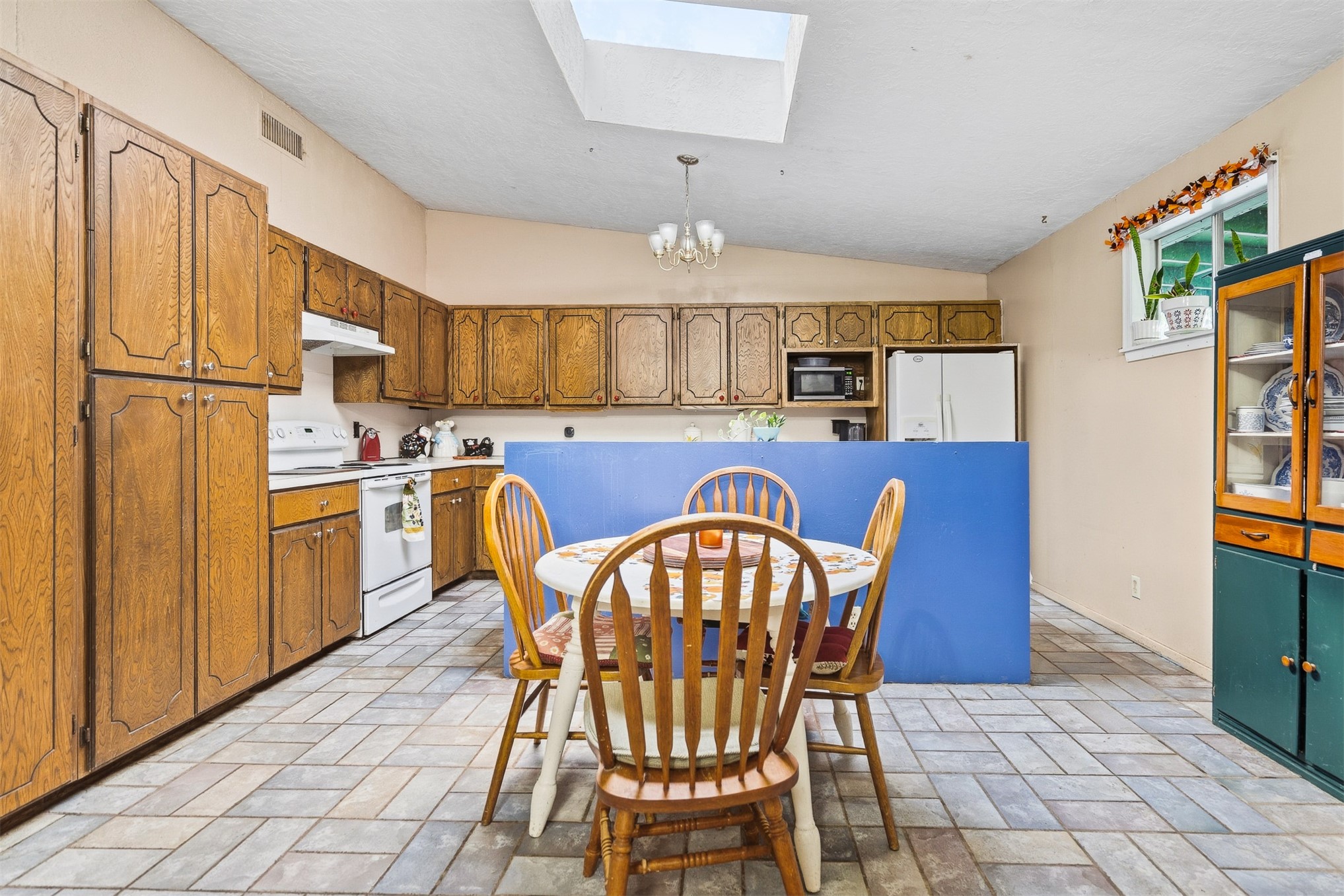 713 10th Avenue Nw Property Photo 10