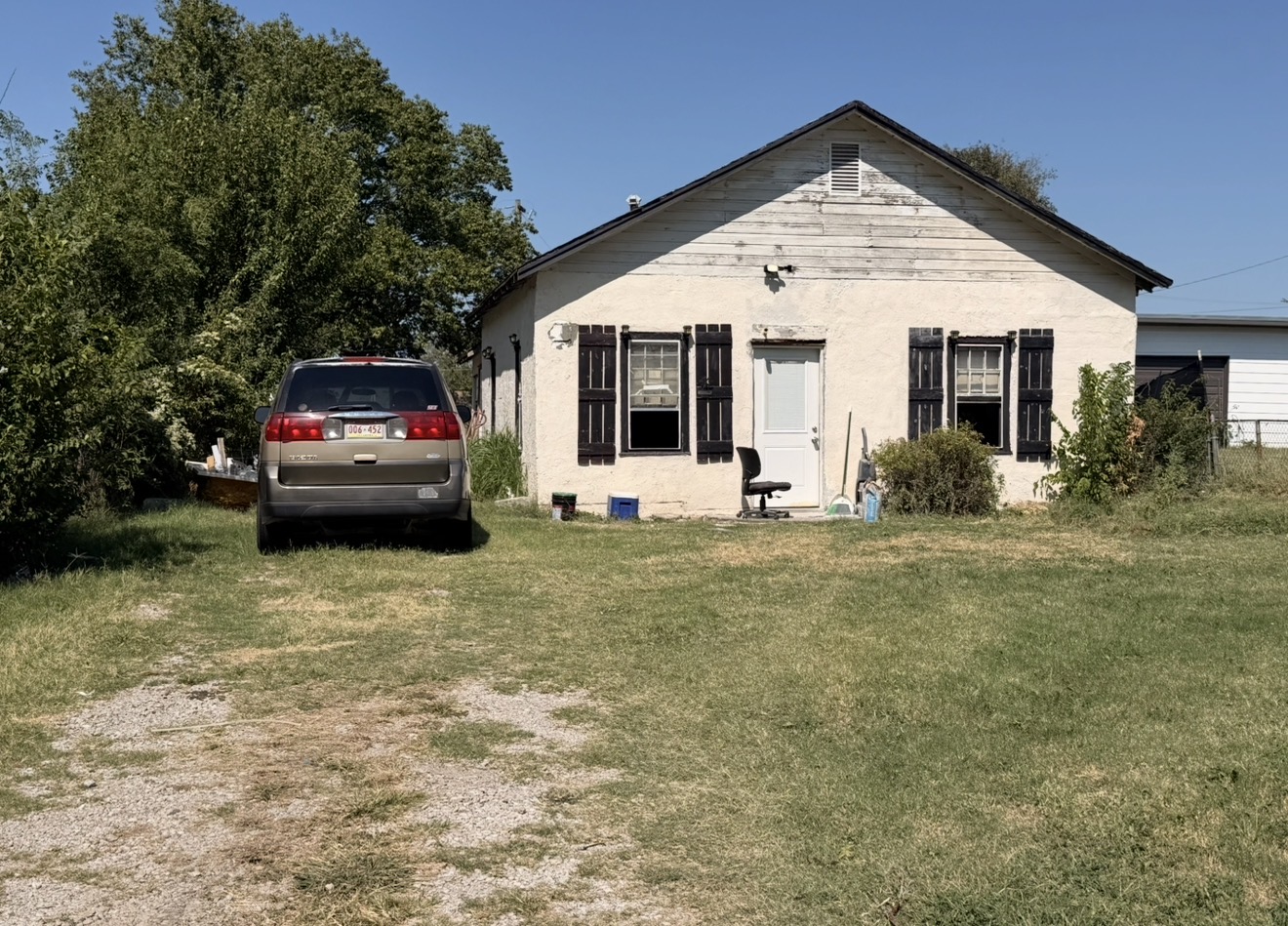 113 Fresno Avenue Property Photo 2