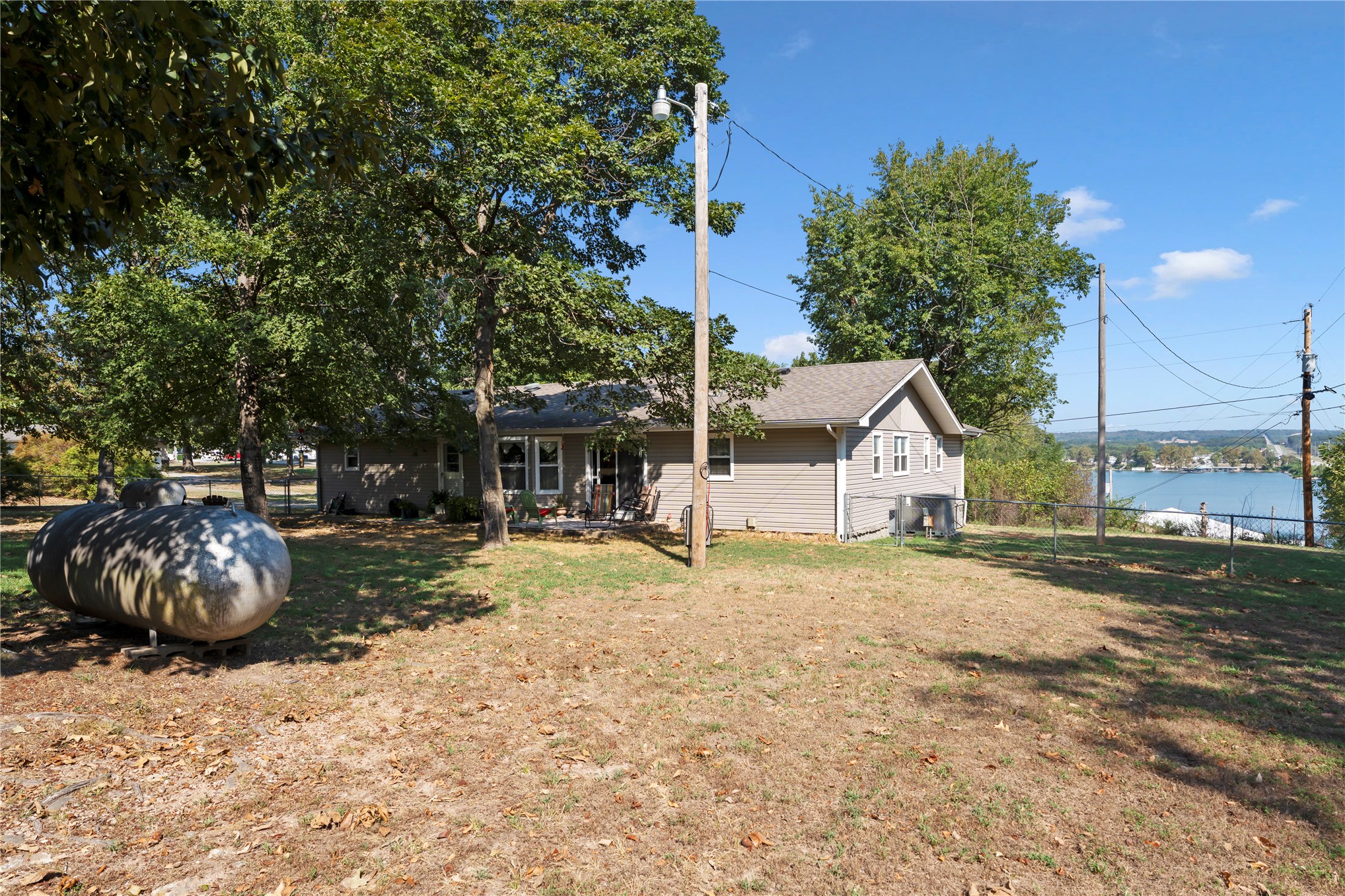 65451 E 256 Road Property Photo 8