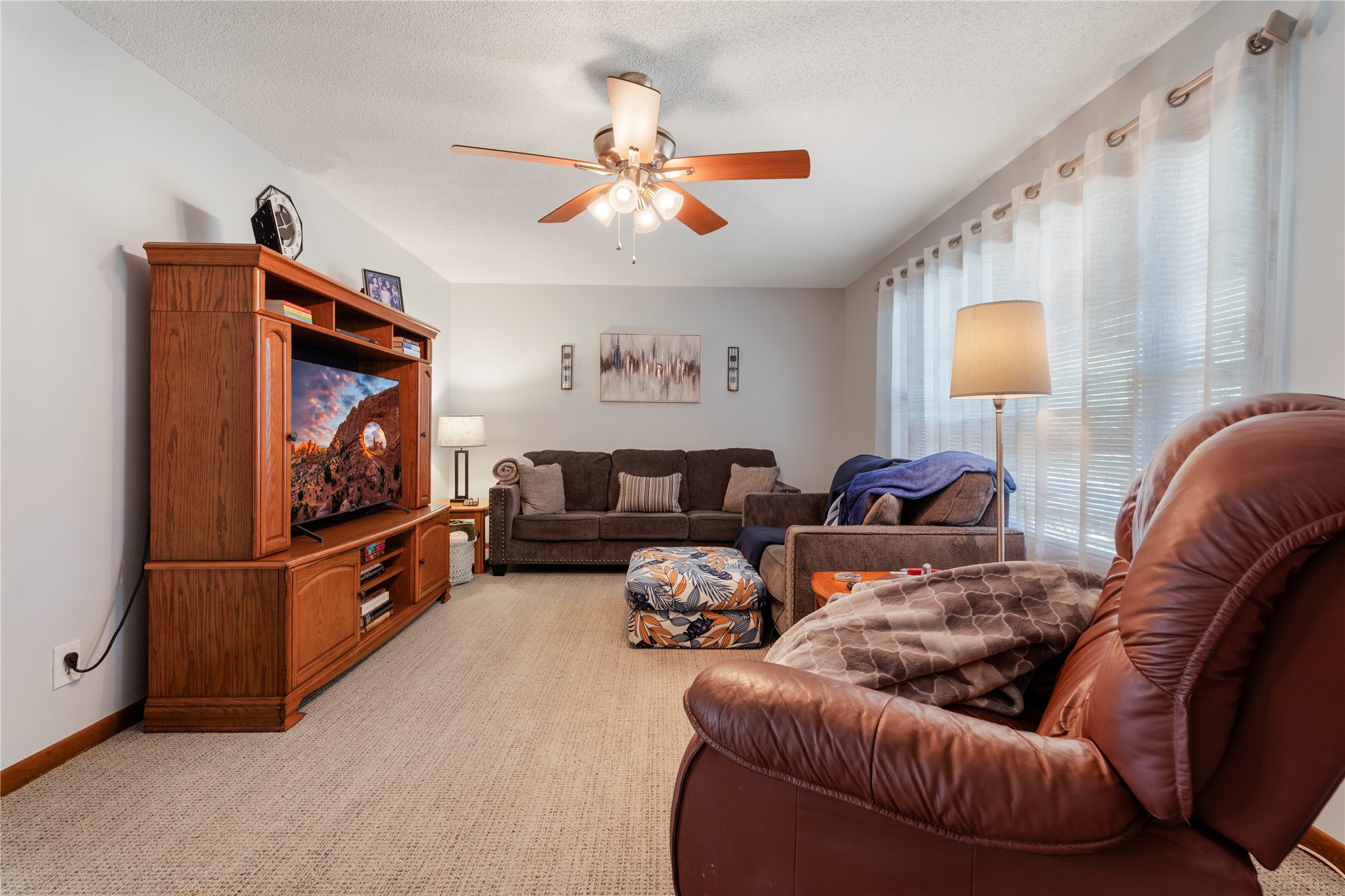 65451 E 256 Road Property Photo 12