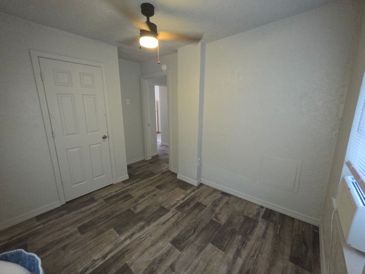 931 12th Property Photo 8