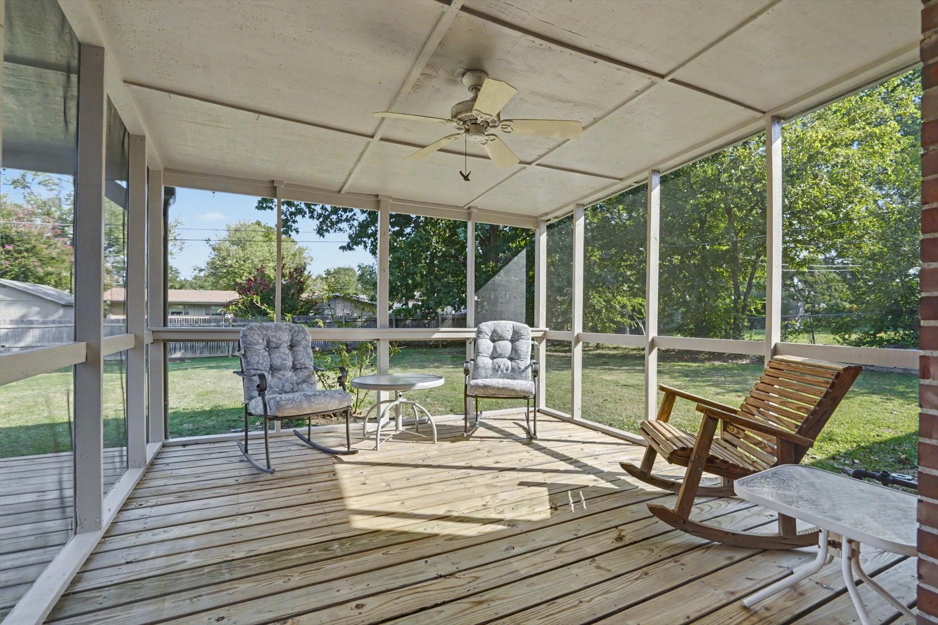 6533 E 58th Street Property Photo 5