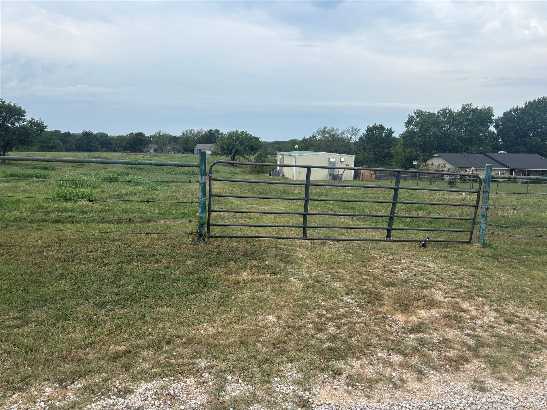 23925 N 4028 Drive Property Photo 1