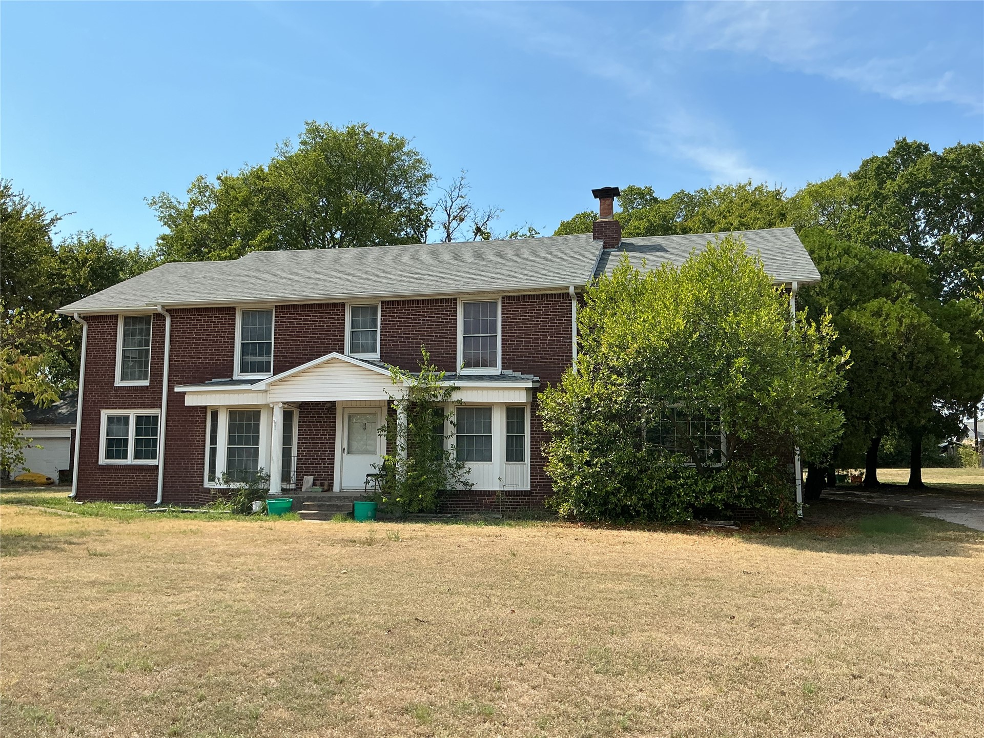 600 S 12th Avenue Property Photo 1