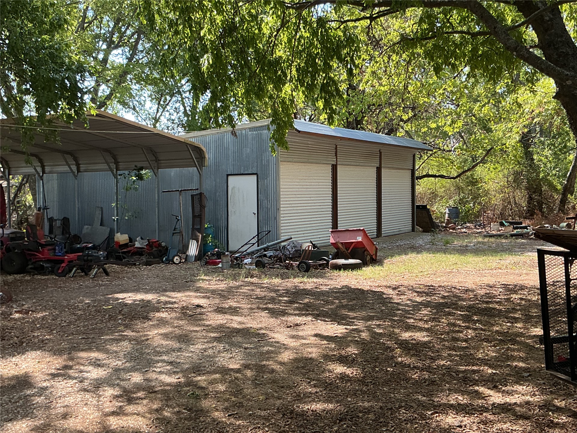 600 S 12th Avenue Property Photo 4