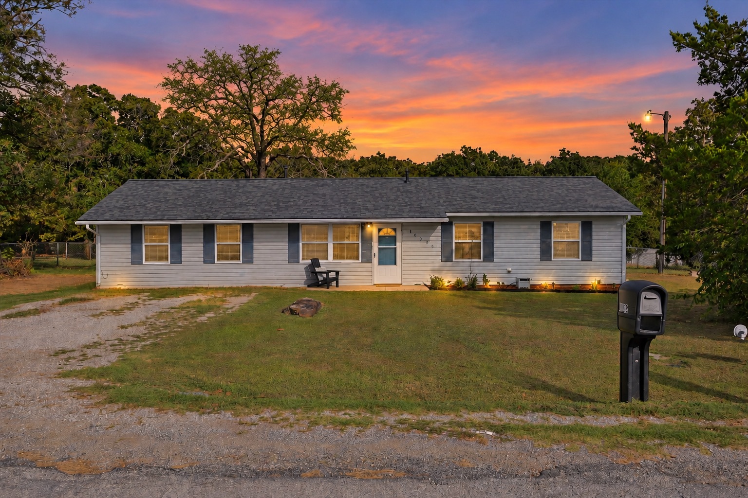 10973 W Heights Drive Property Photo 1