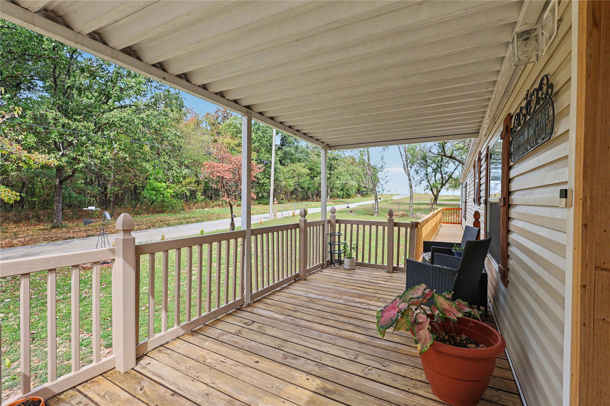 306 N Moseley Road Property Photo 6
