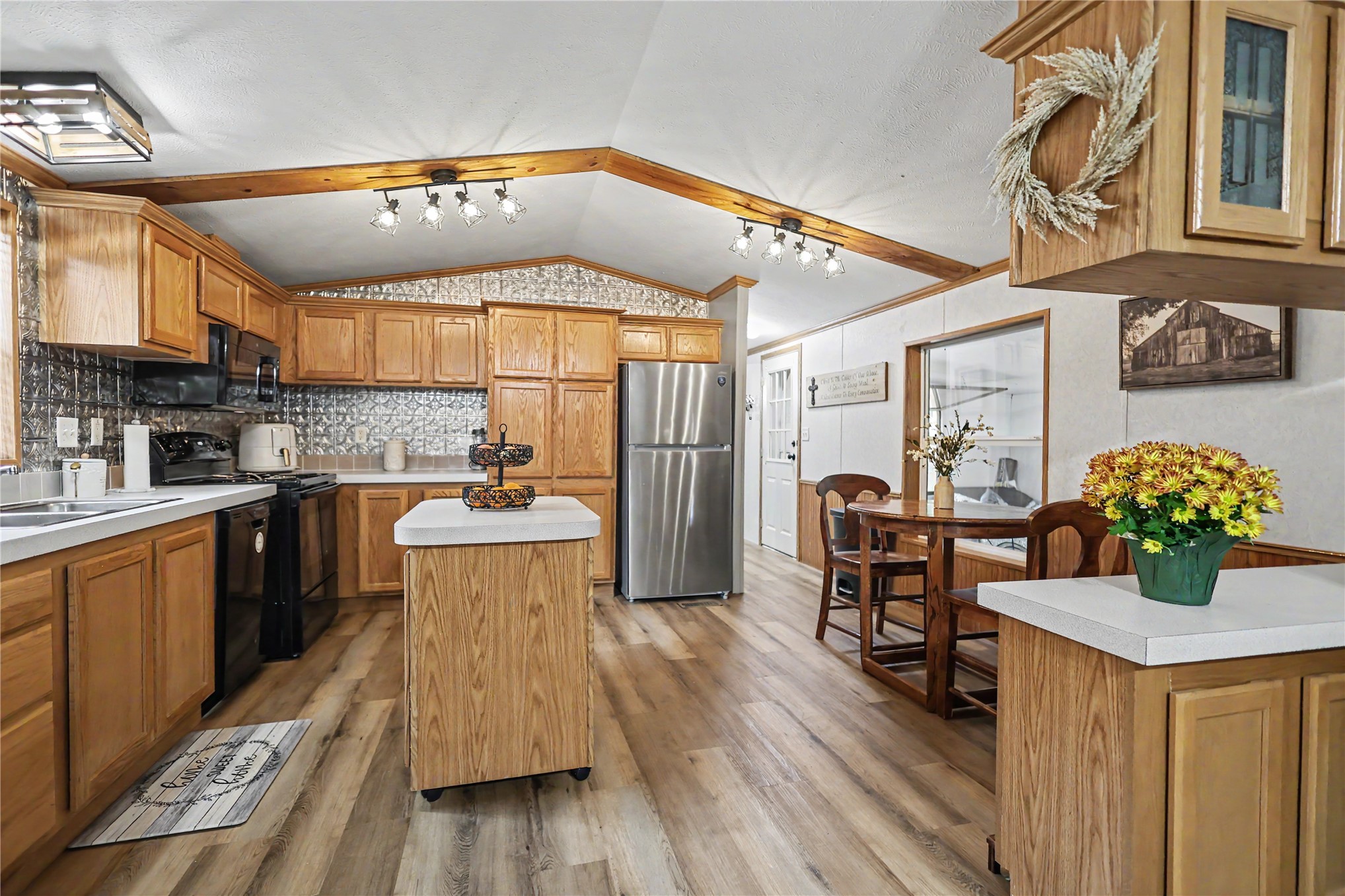 306 N Moseley Road Property Photo 15