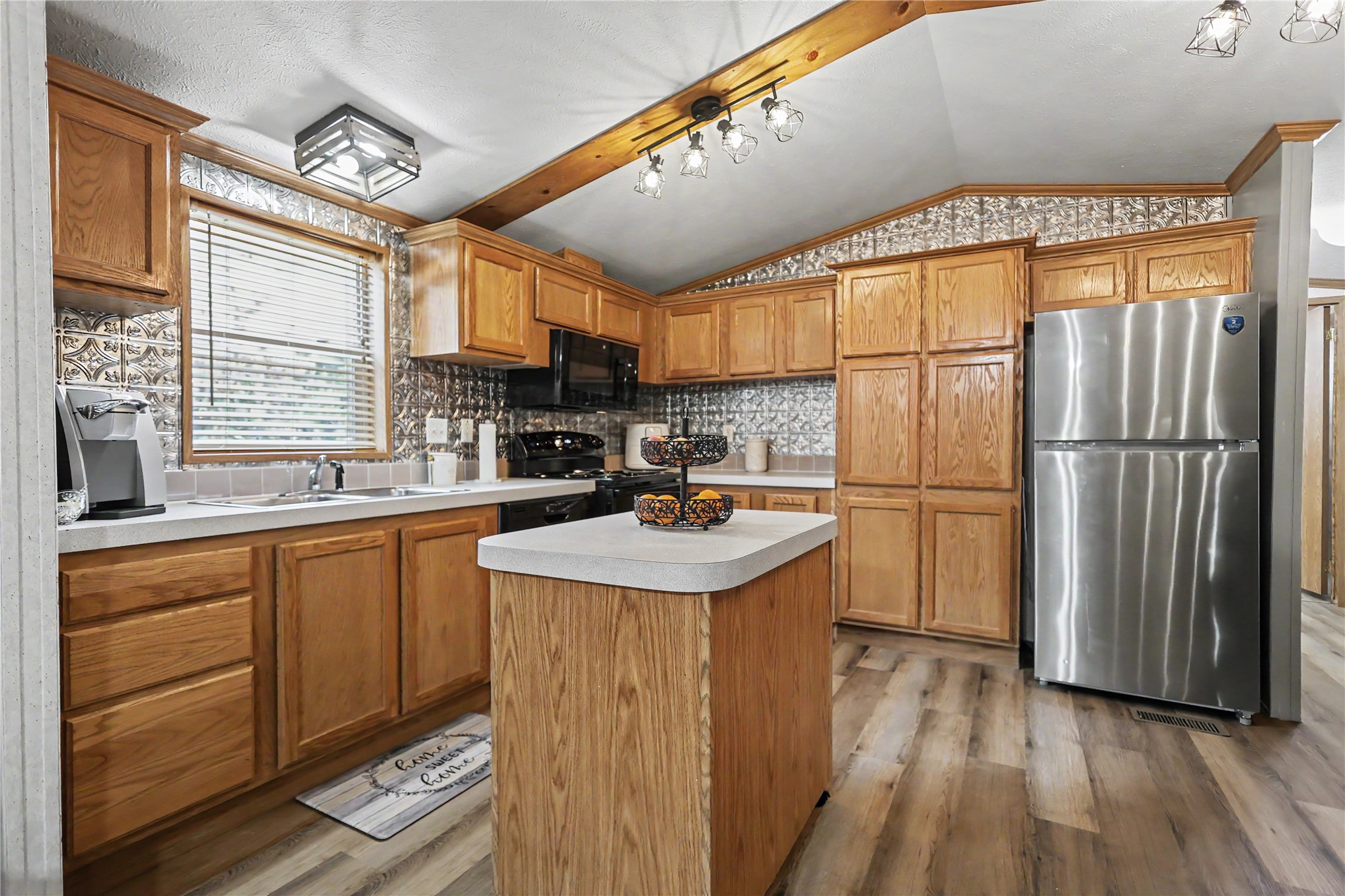 306 N Moseley Road Property Photo 16
