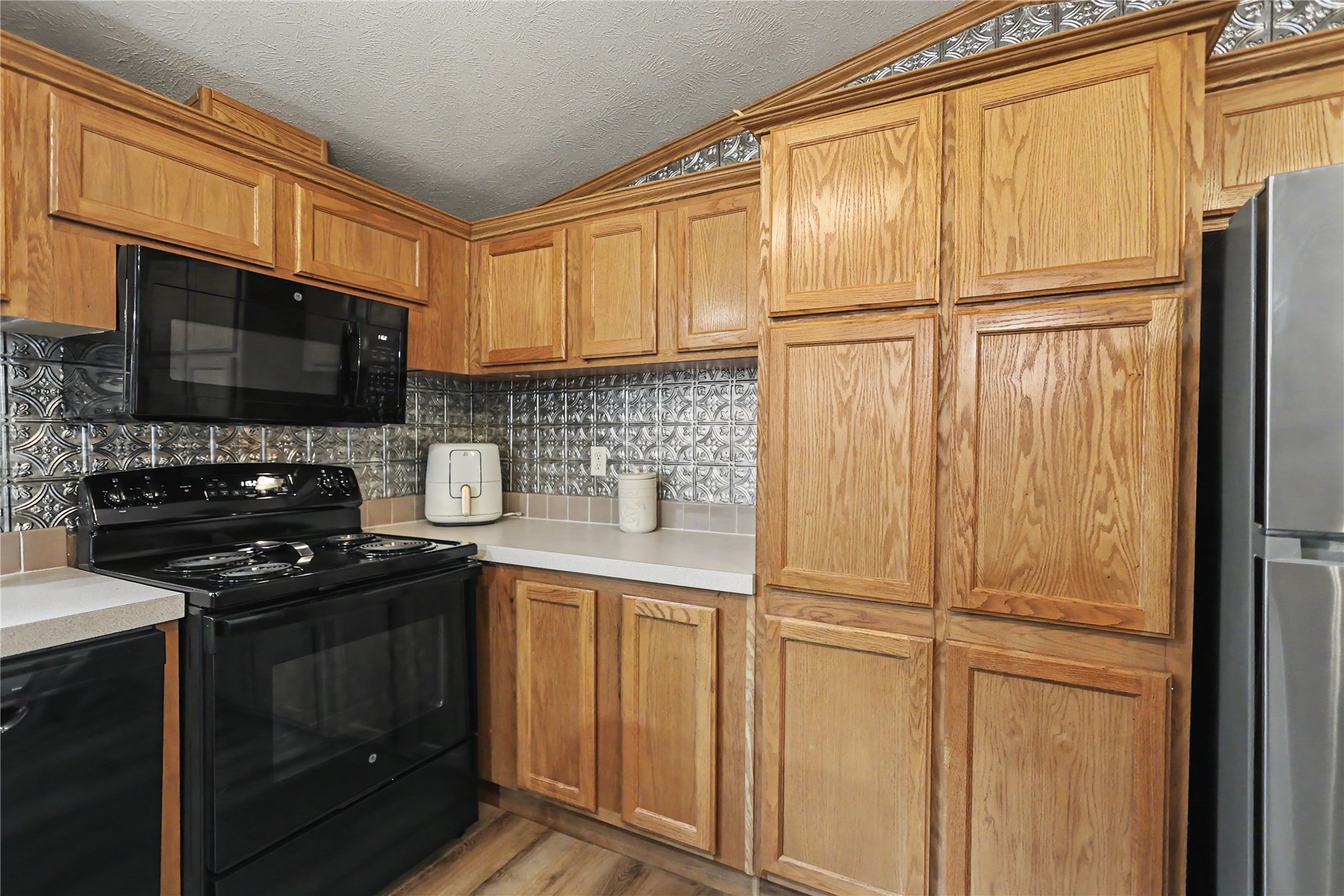 306 N Moseley Road Property Photo 18
