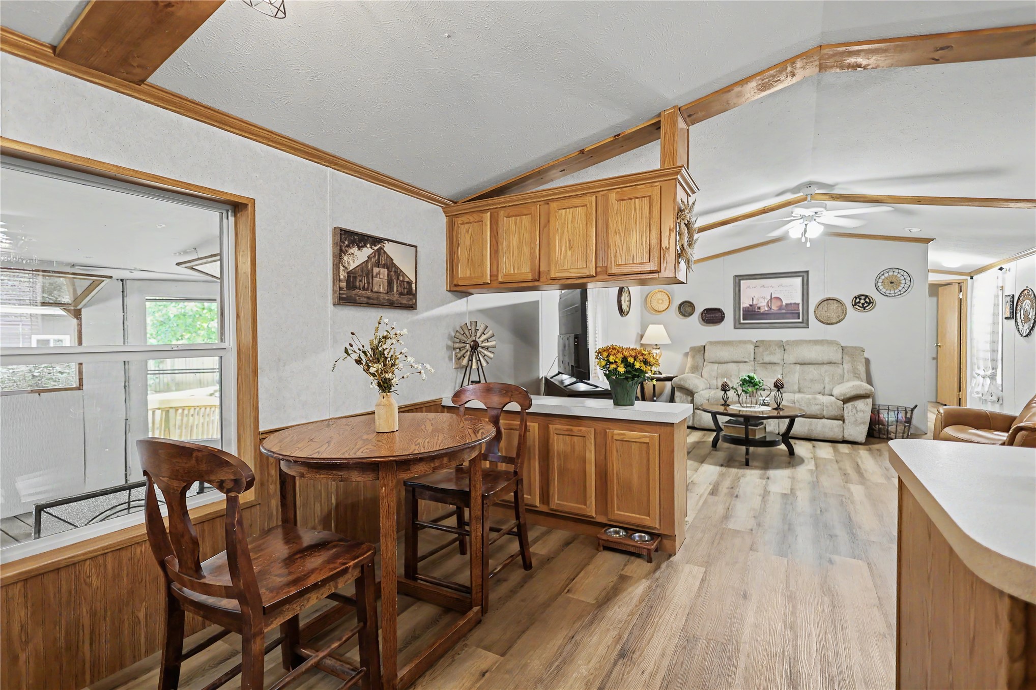 306 N Moseley Road Property Photo 26