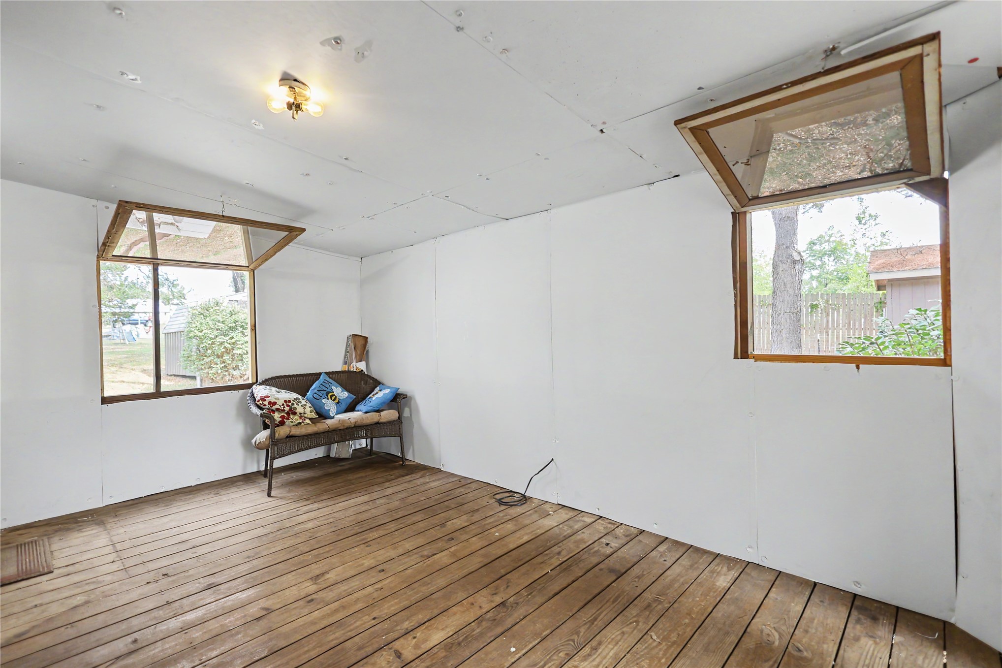 306 N Moseley Road Property Photo 61