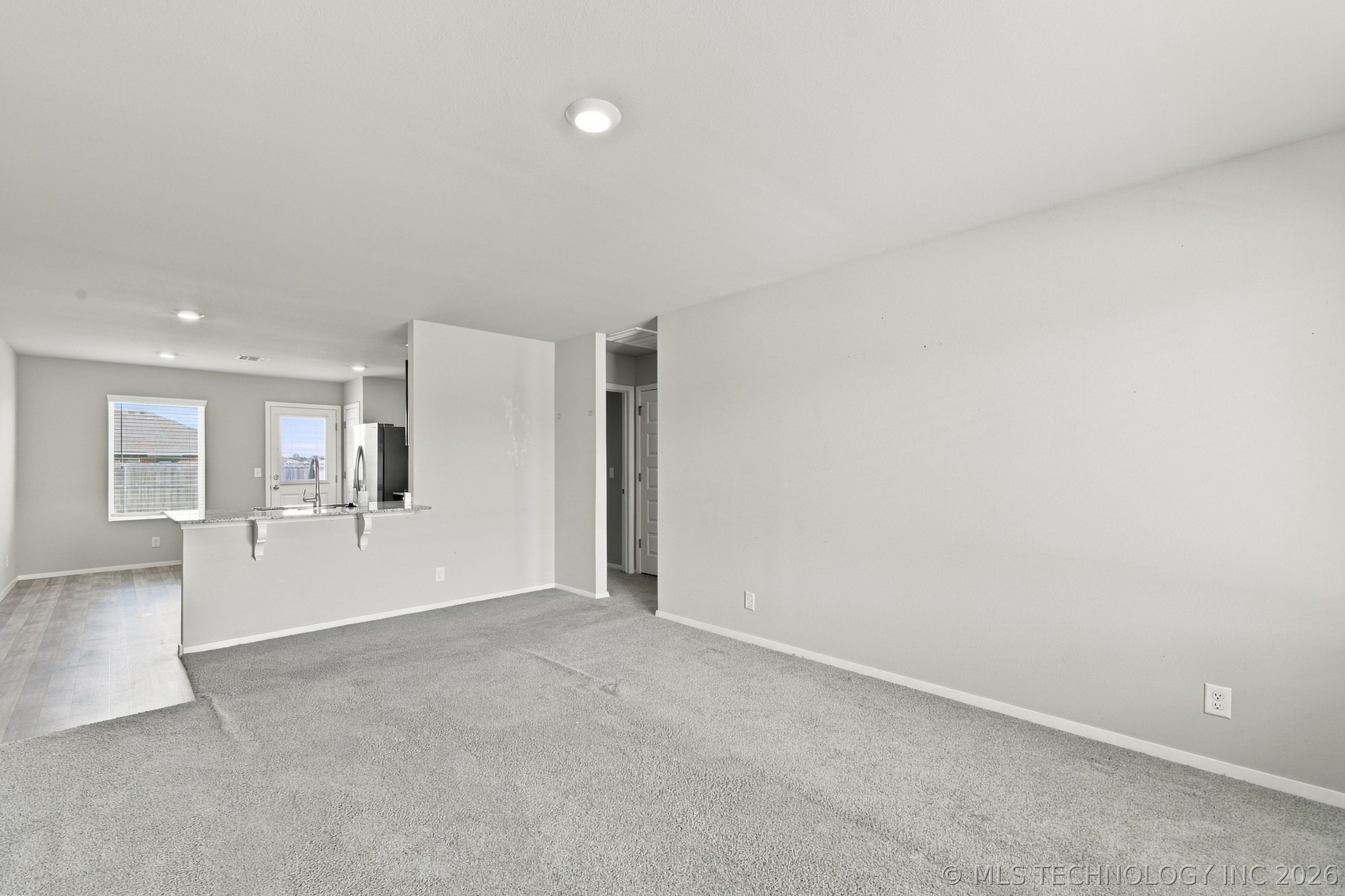 29325 E 79th Place S Property Photo 3