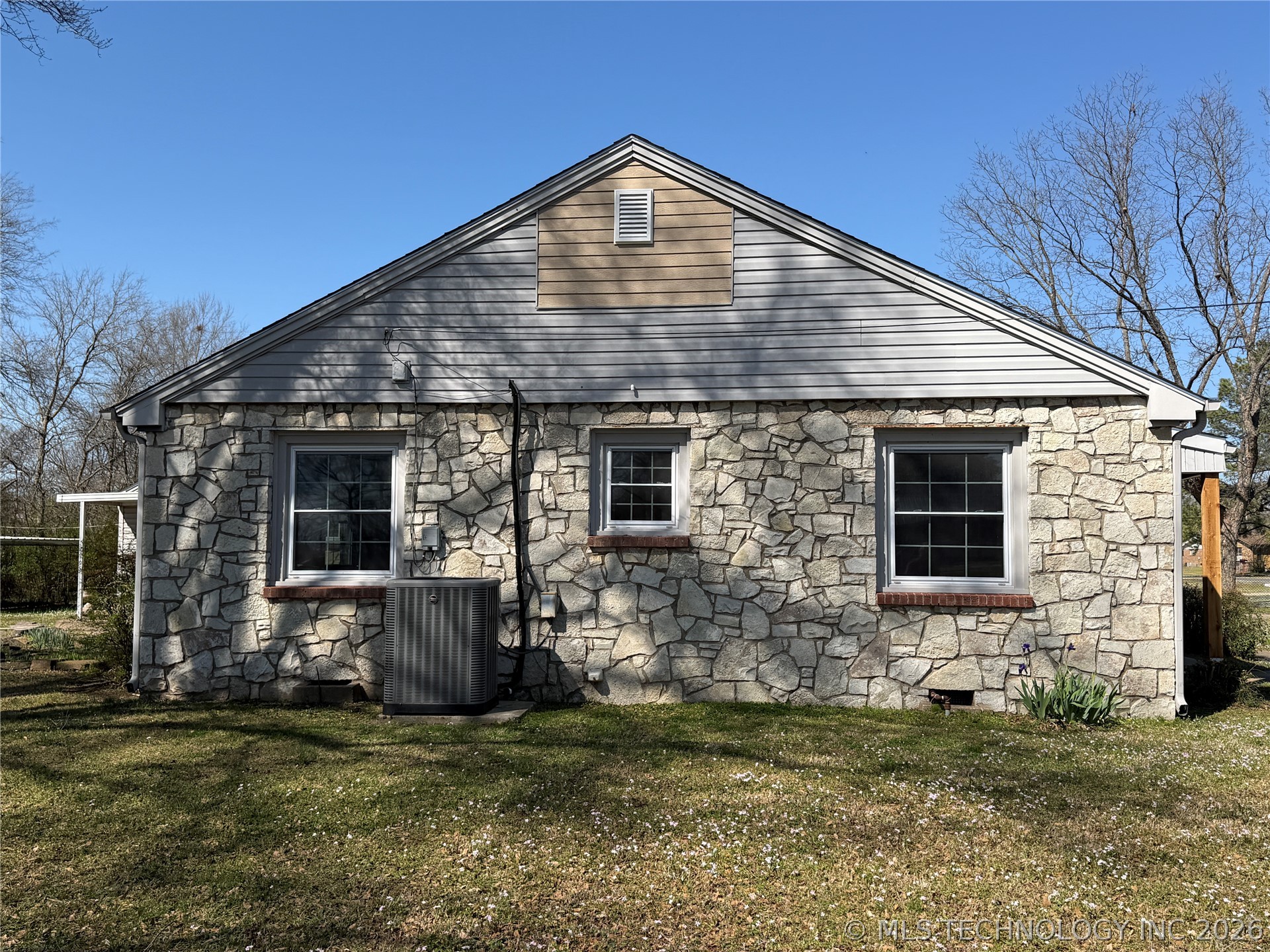 408 W Blair Avenue Property Photo 5
